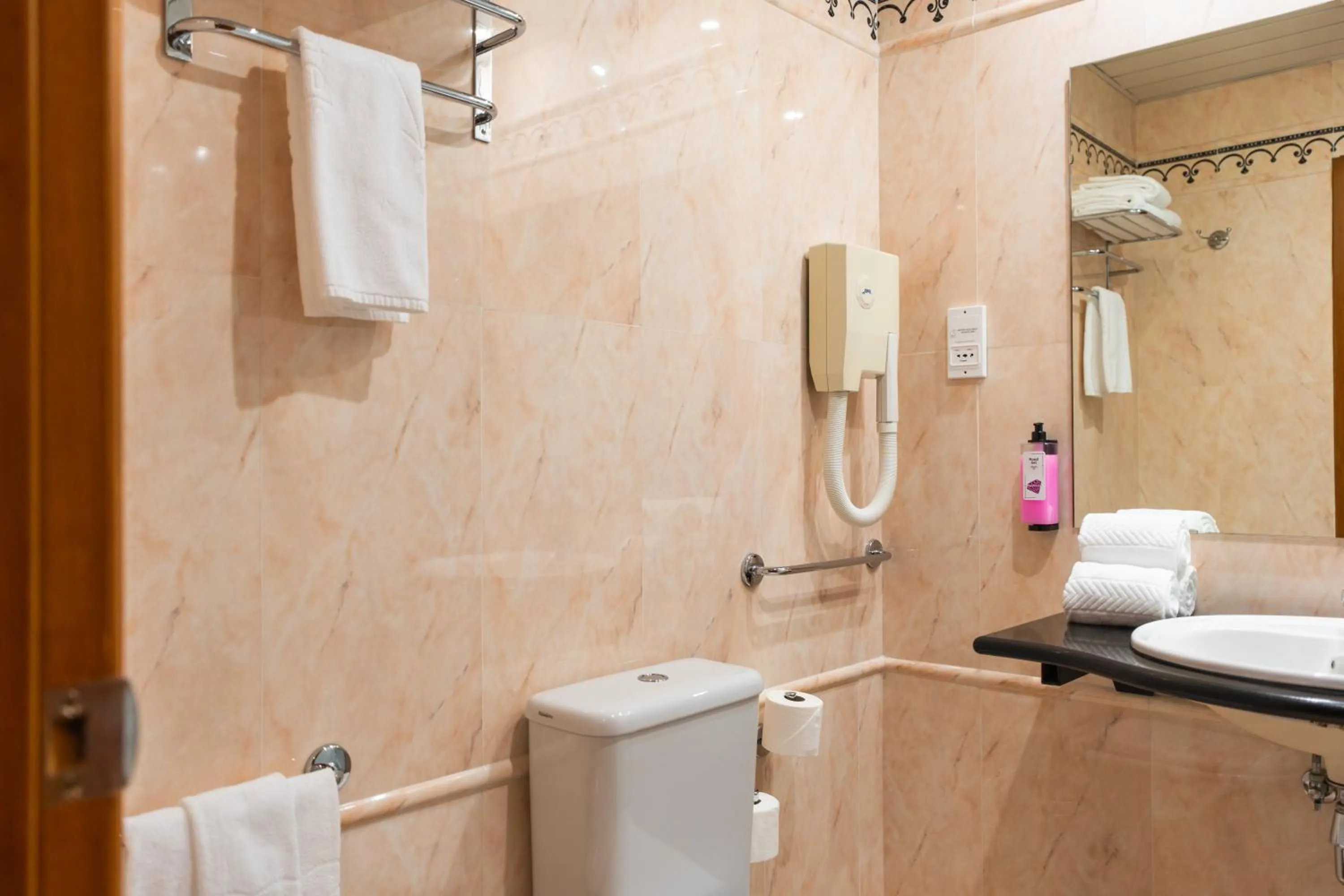 Bathroom in Hotel Santo Amaro - SA Hotels