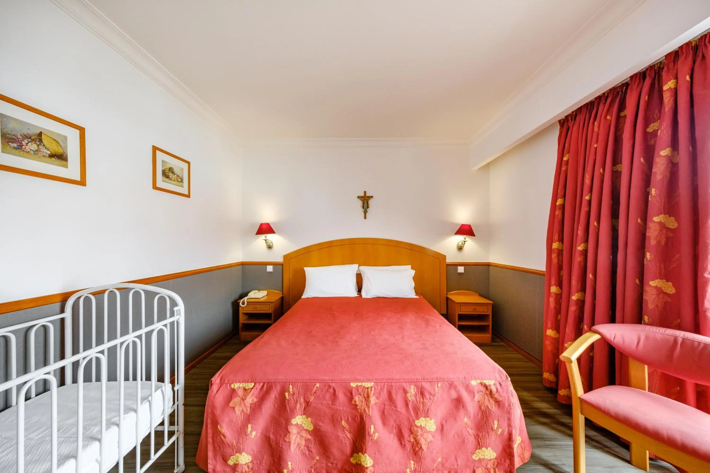 Bedroom, Bed in Hotel Santo Amaro - SA Hotels