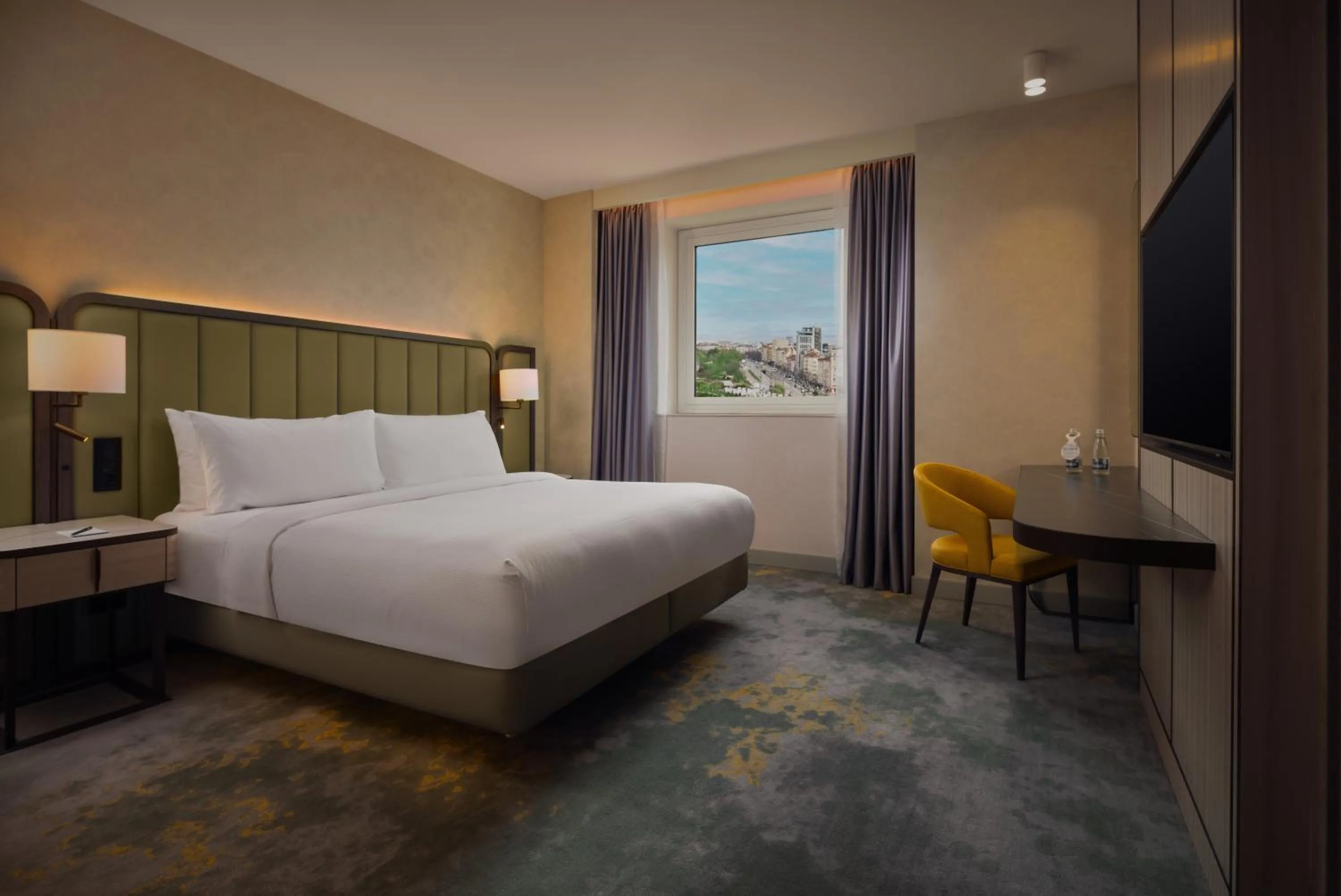 TV and multimedia, Bed in Hilton Sofia