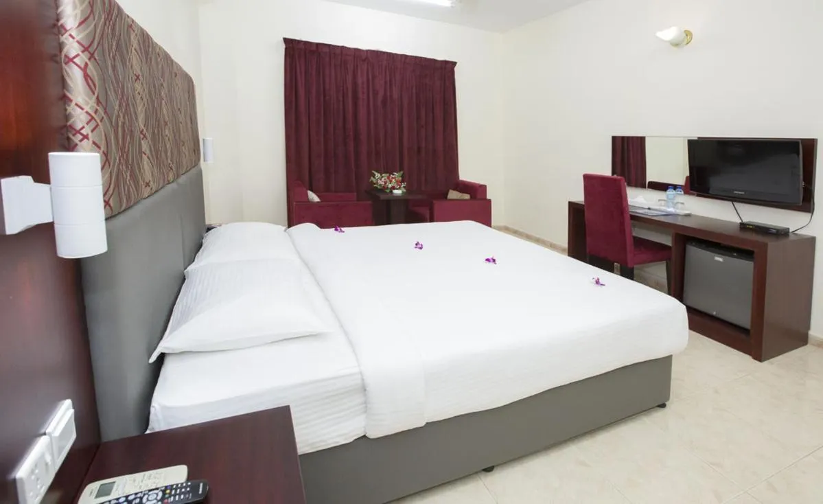 Bedroom, Bed in Samara Hotel