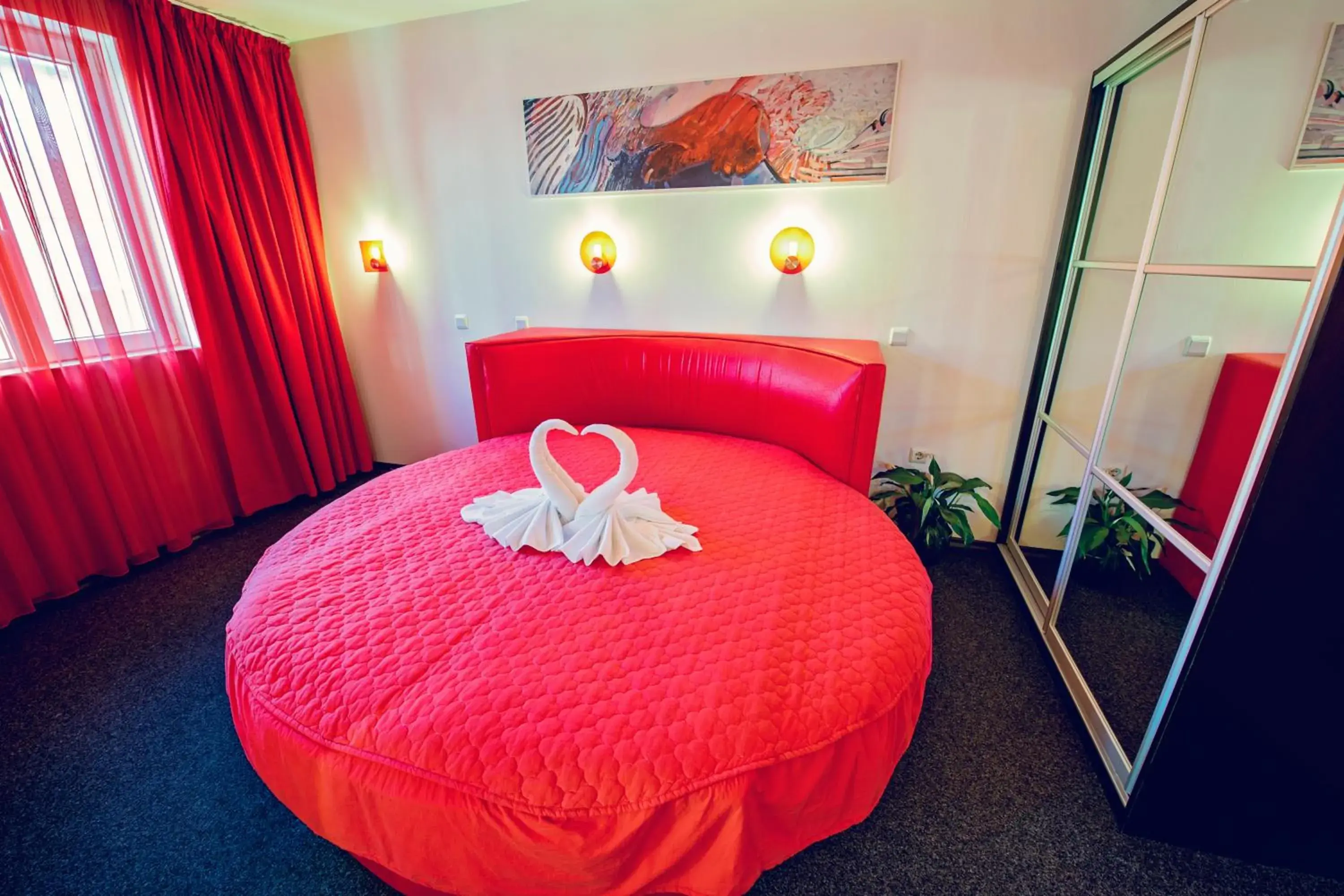 Queen Suite with Spa Bath - single occupancy in Family Hotel Gran Ivan Queen Suite with Spa Bath - single occupancy in Family Hotel Gran Ivan