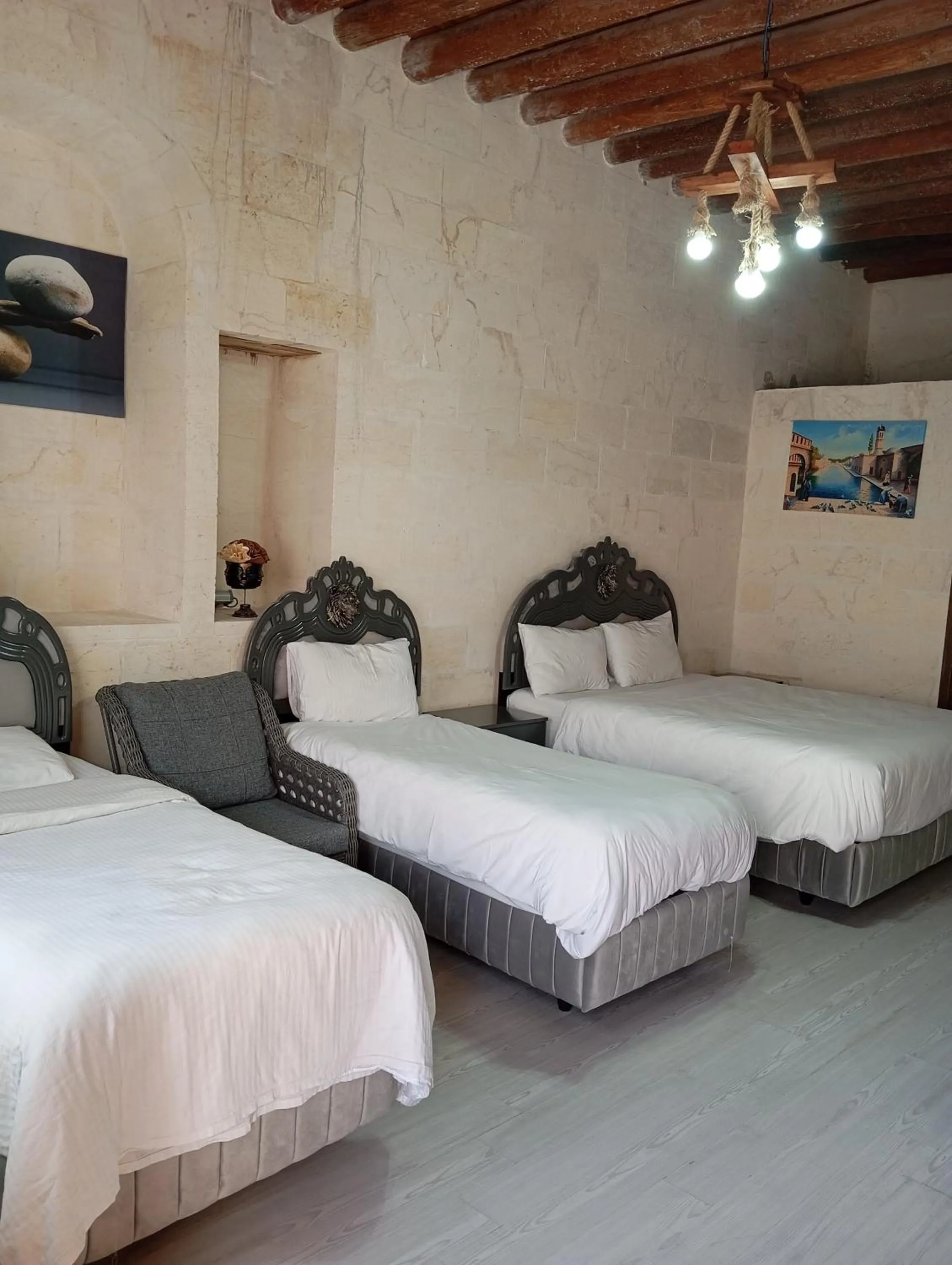 Bed in Aslan Guest House