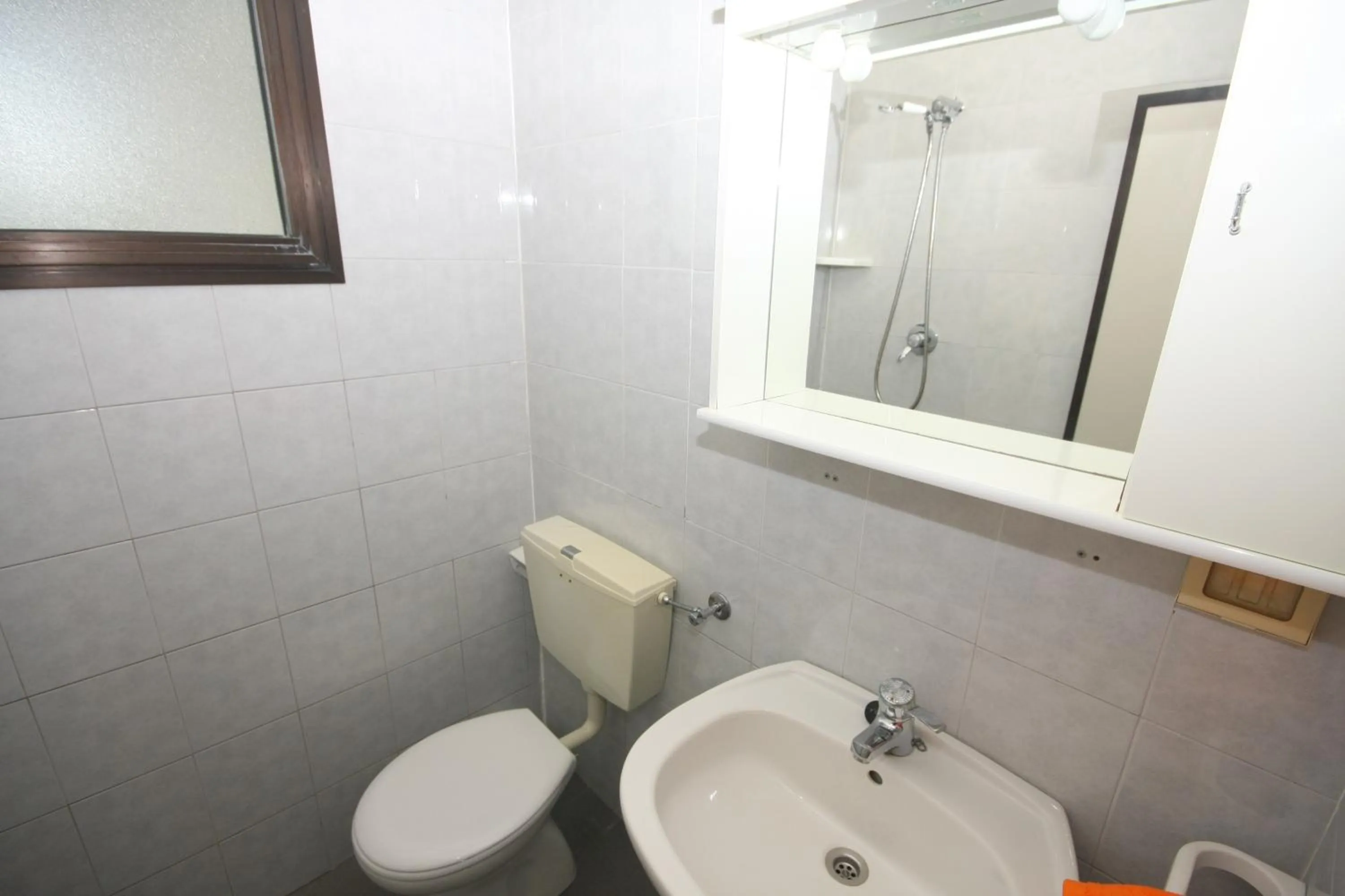 Toilet in Club del Sole Spina Family Collection