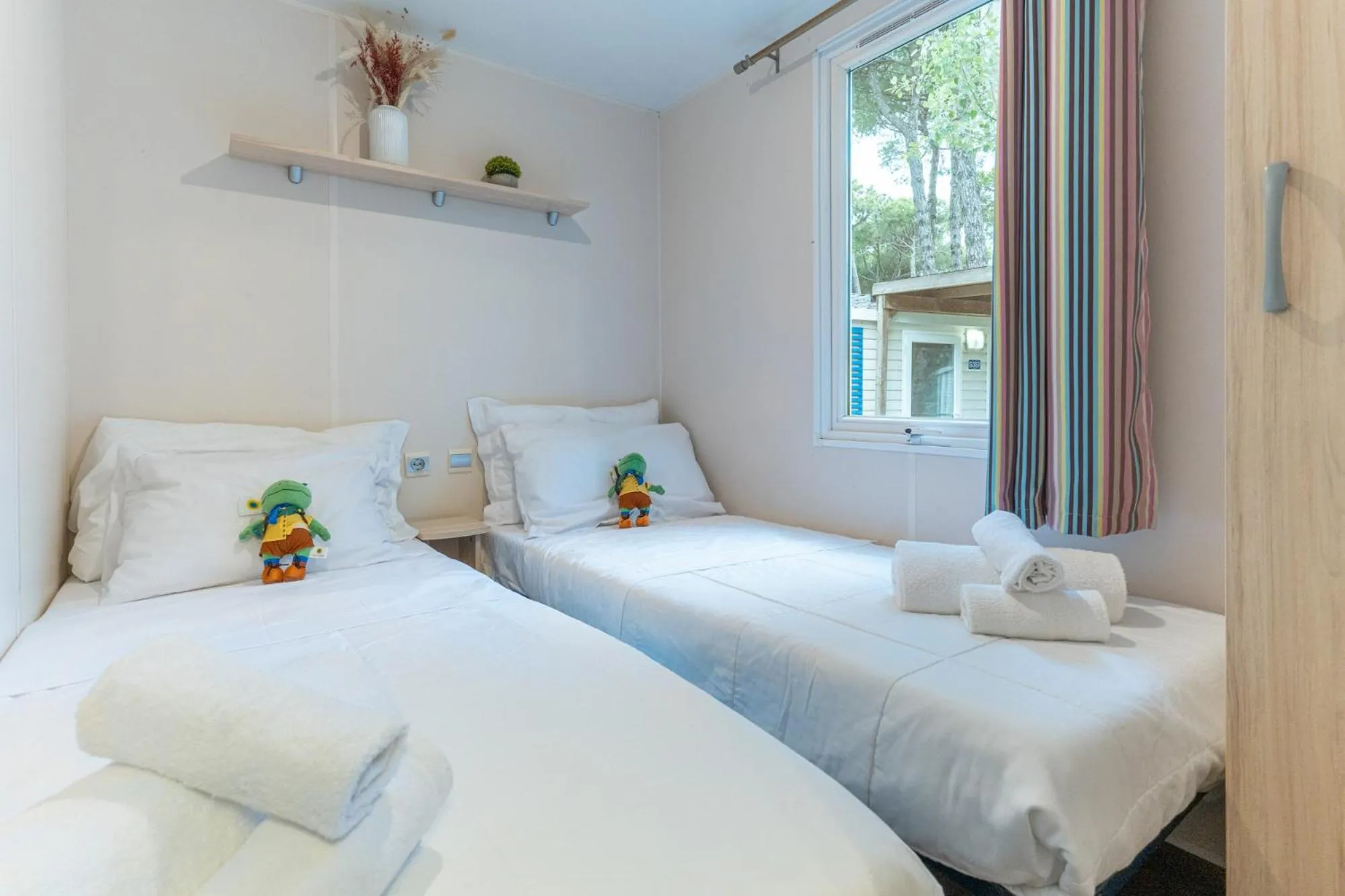 Bed in Club del Sole Spina Family Collection