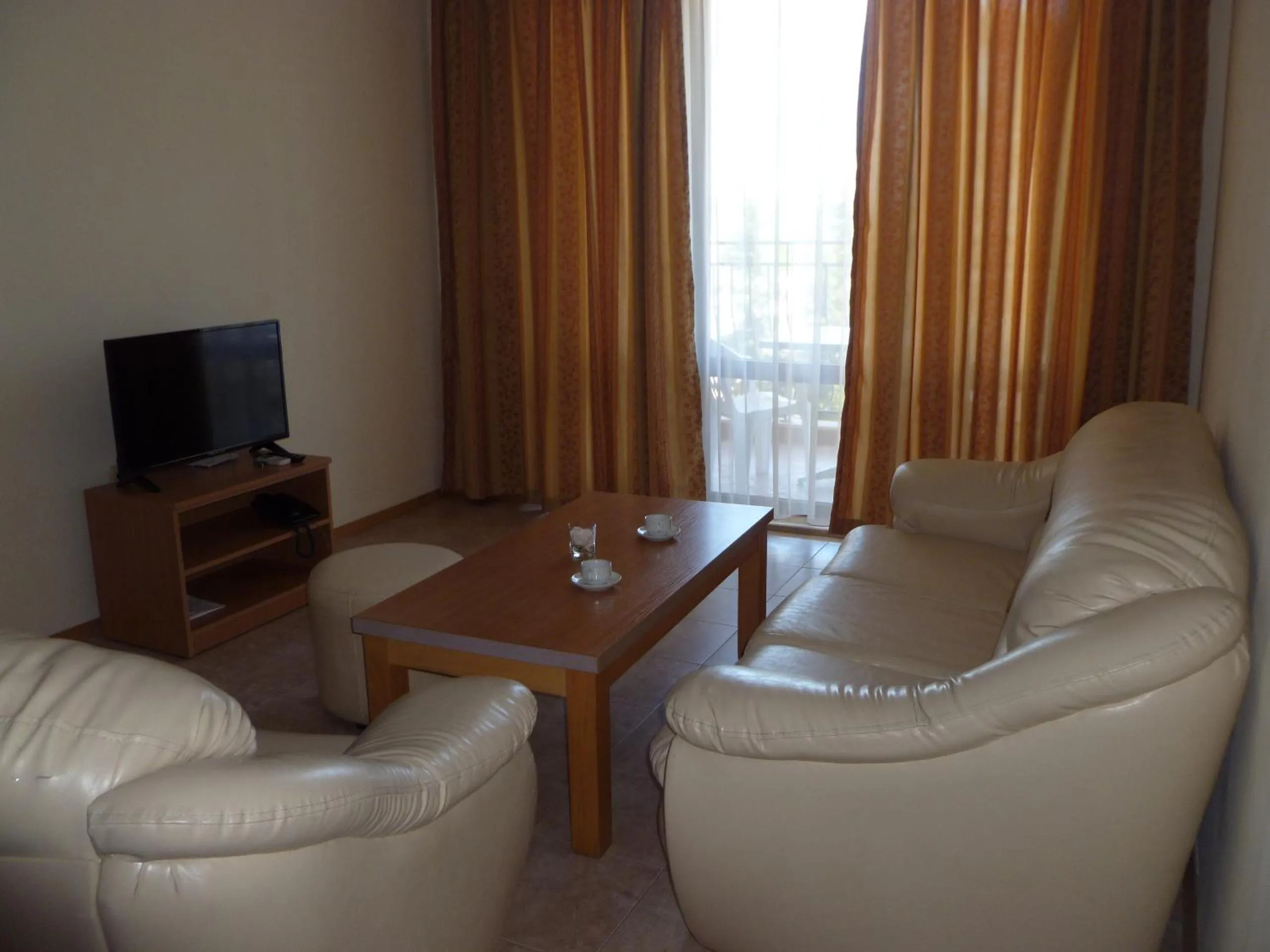 Property building in Apartment Tourist Complex Rose Village