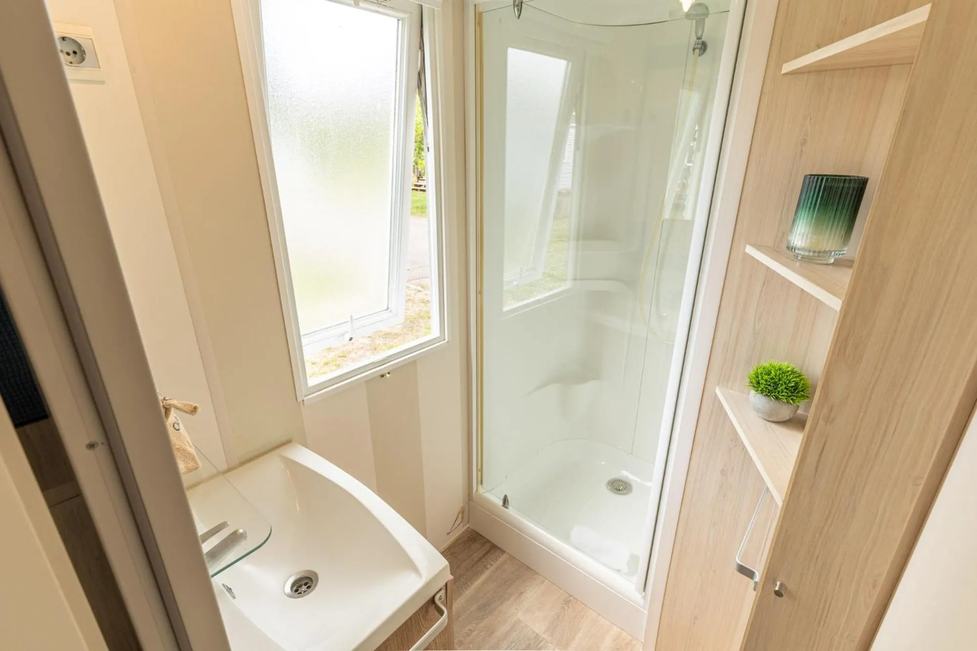 Shower in Club del Sole Vigna sul Mar Family Collection