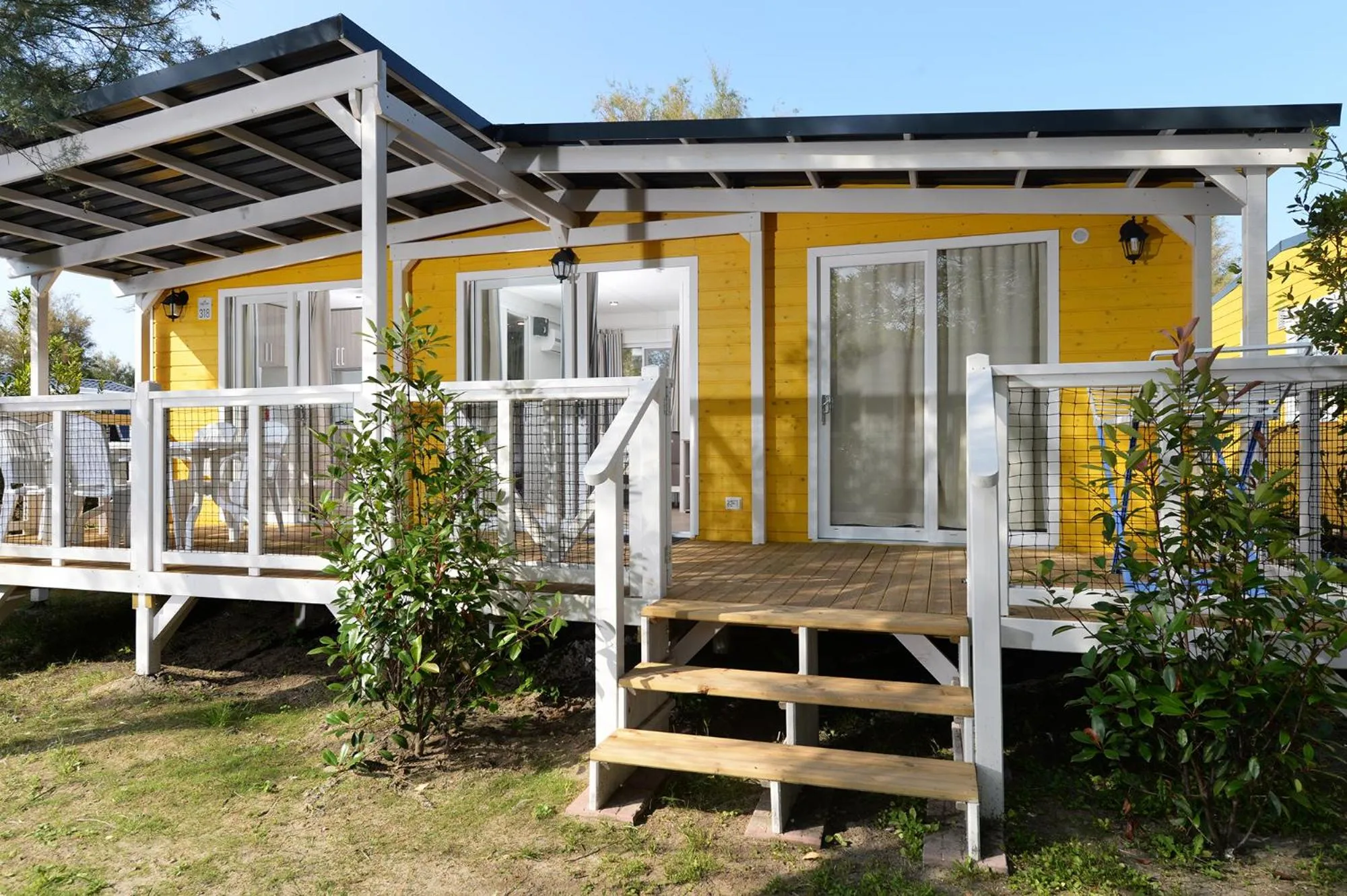 Property building in Club del Sole Vigna sul Mar Family Collection