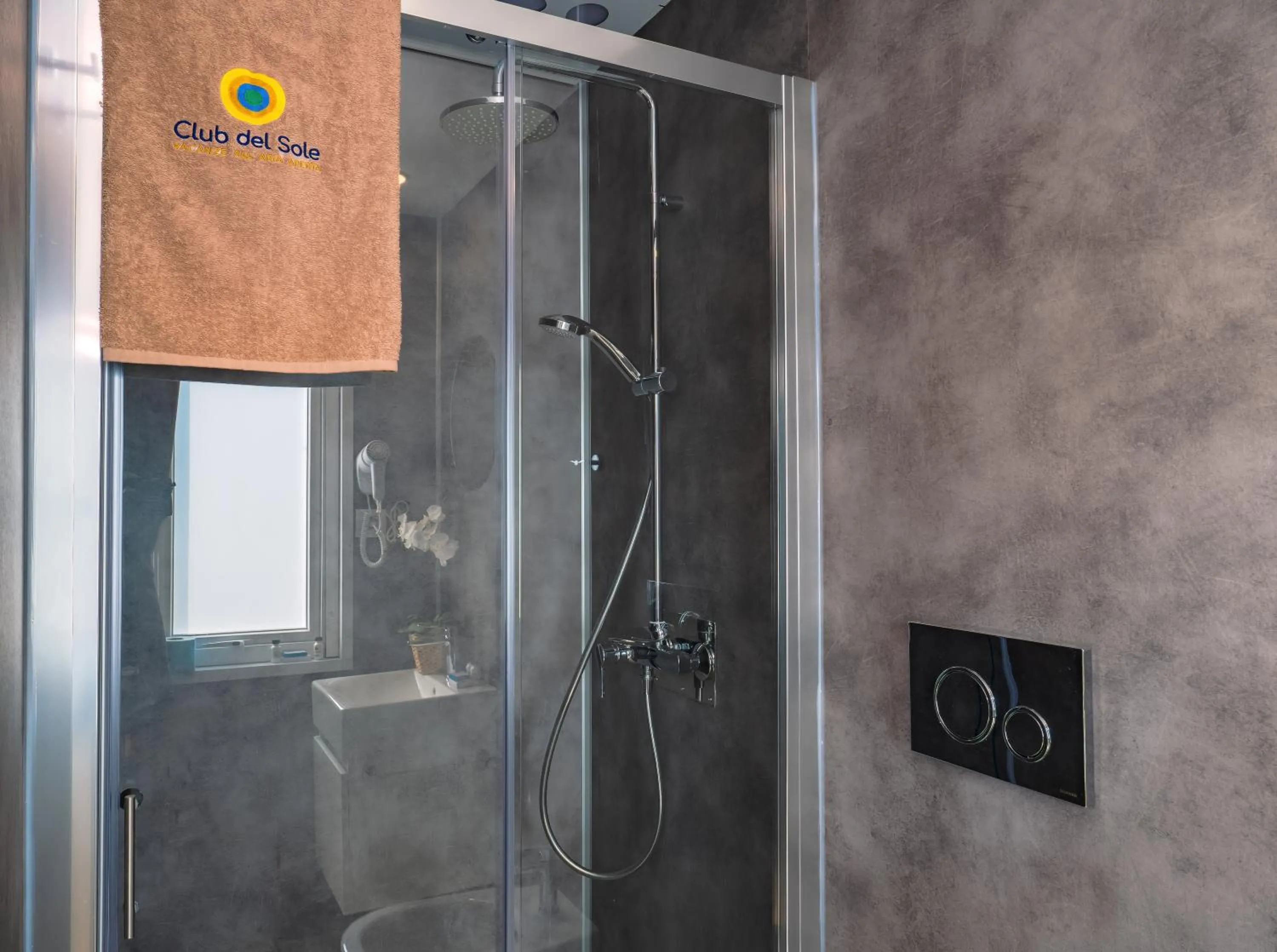 Bathroom in Club del Sole Vigna sul Mar Family Collection