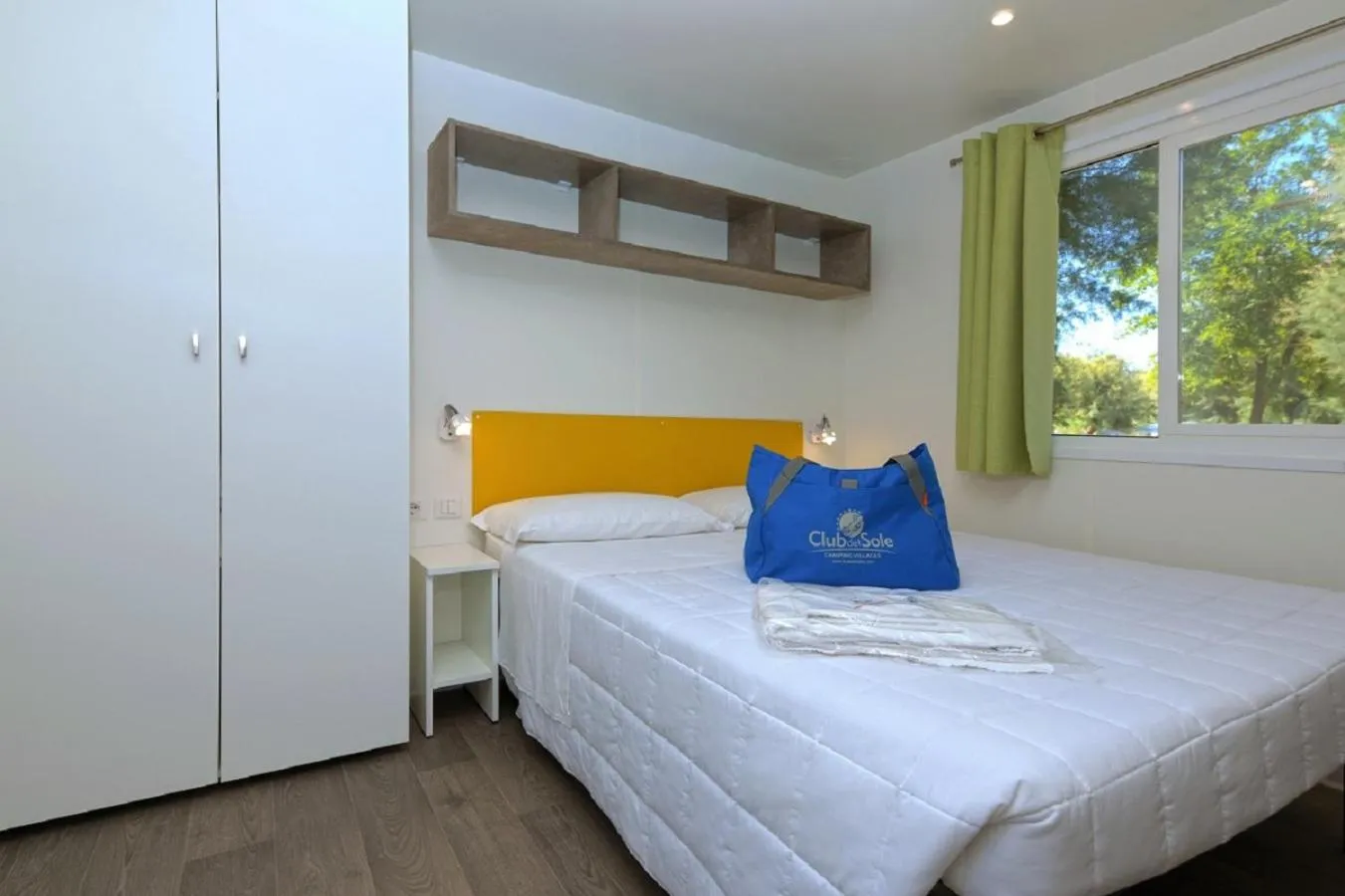 Bedroom, Bed in Club del Sole Vigna sul Mar Family Collection