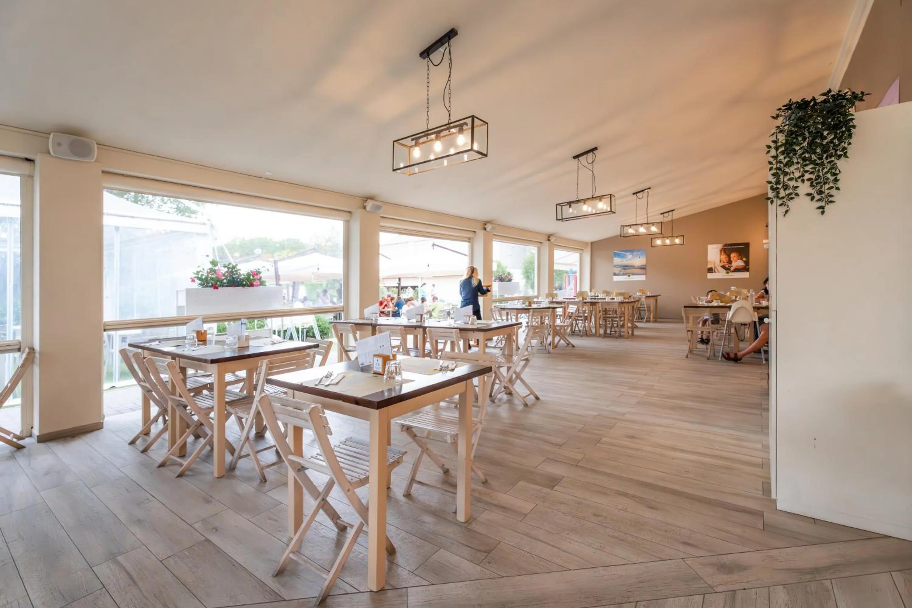 Restaurant/places to eat in Club del Sole Vigna sul Mar Family Collection