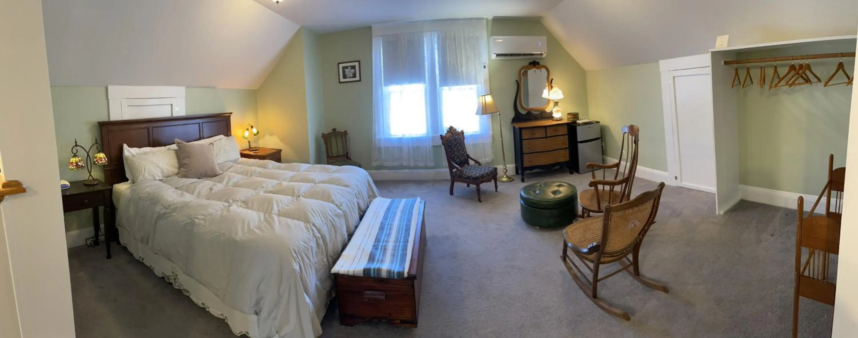 Bed in The Grey Swan Inn LLC