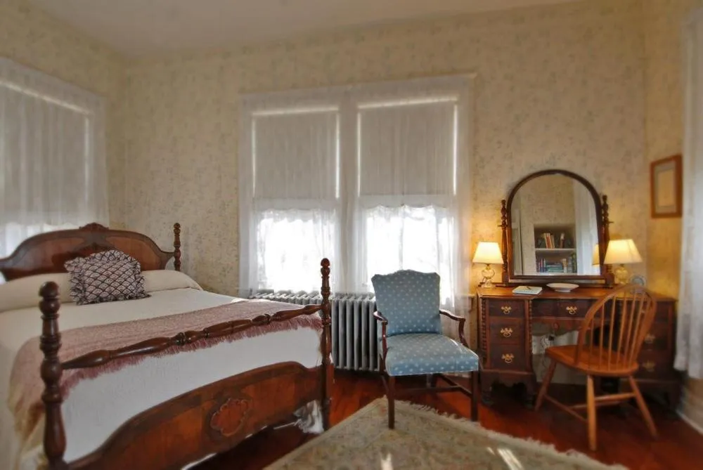 Bed in The Grey Swan Inn LLC