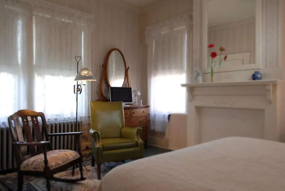 Bed in The Grey Swan Inn LLC