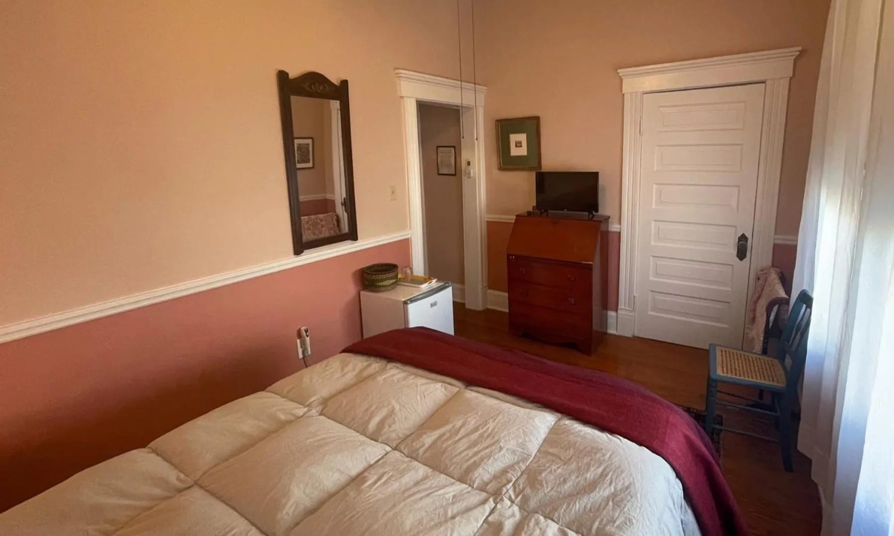 Bed in The Grey Swan Inn LLC