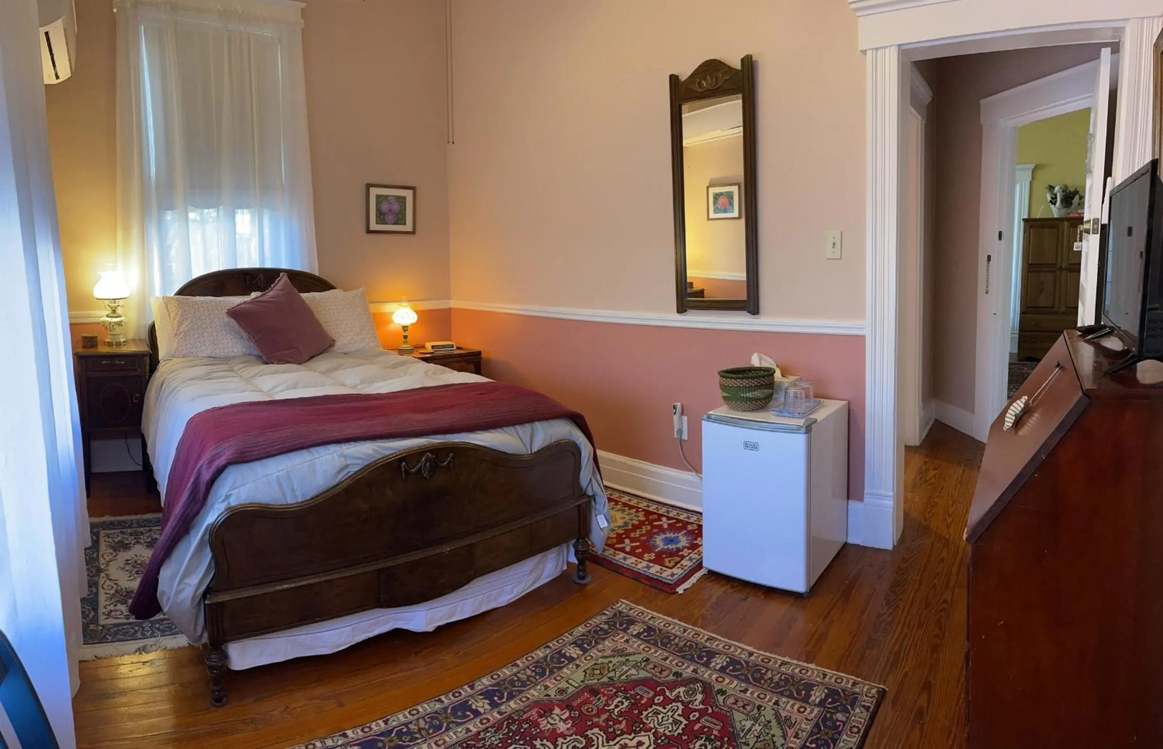 Bed in The Grey Swan Inn LLC