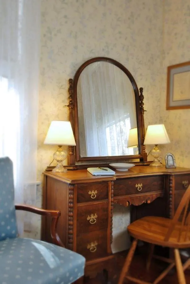 The Grey Swan Inn LLC