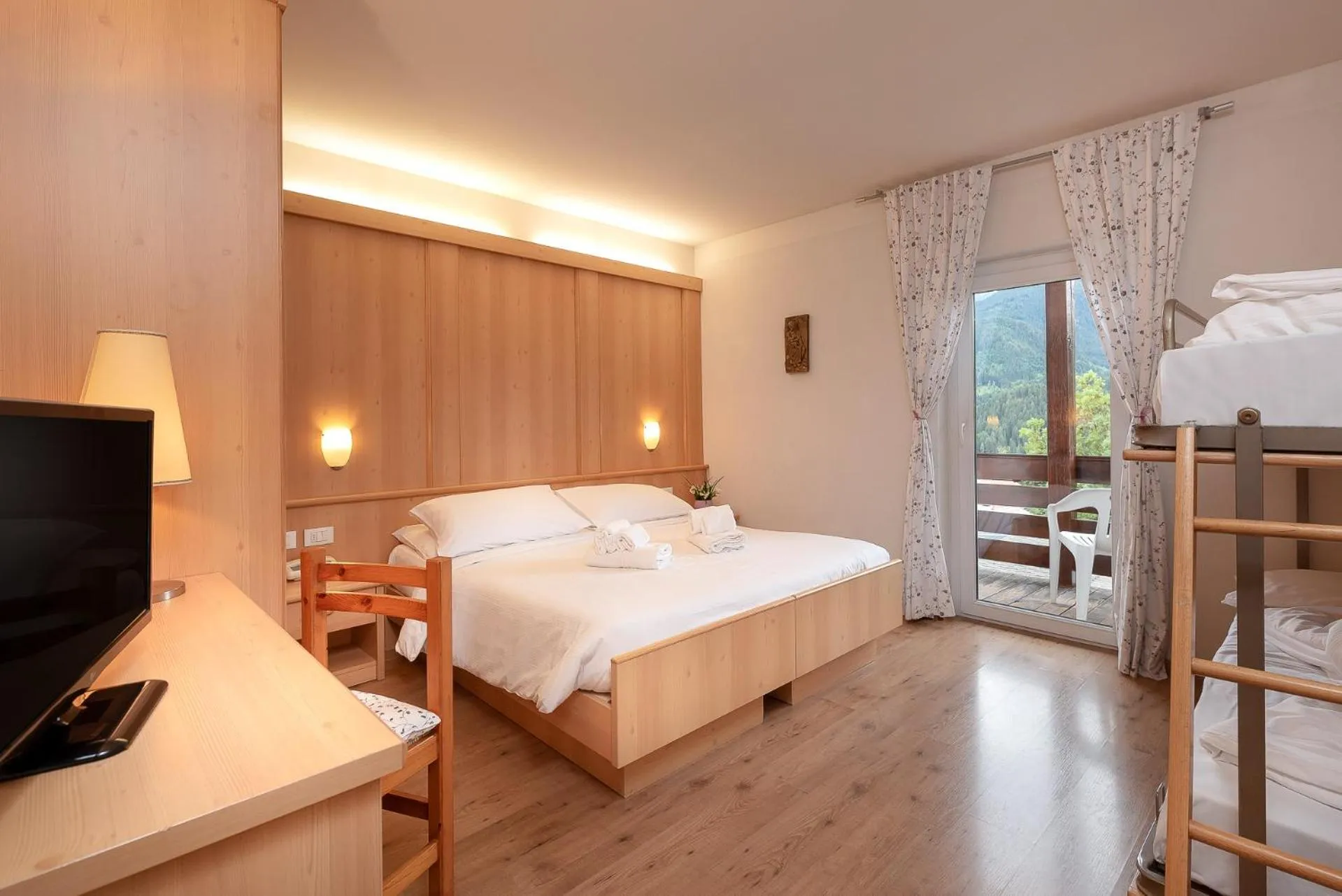 Bed in Hotel Latemar