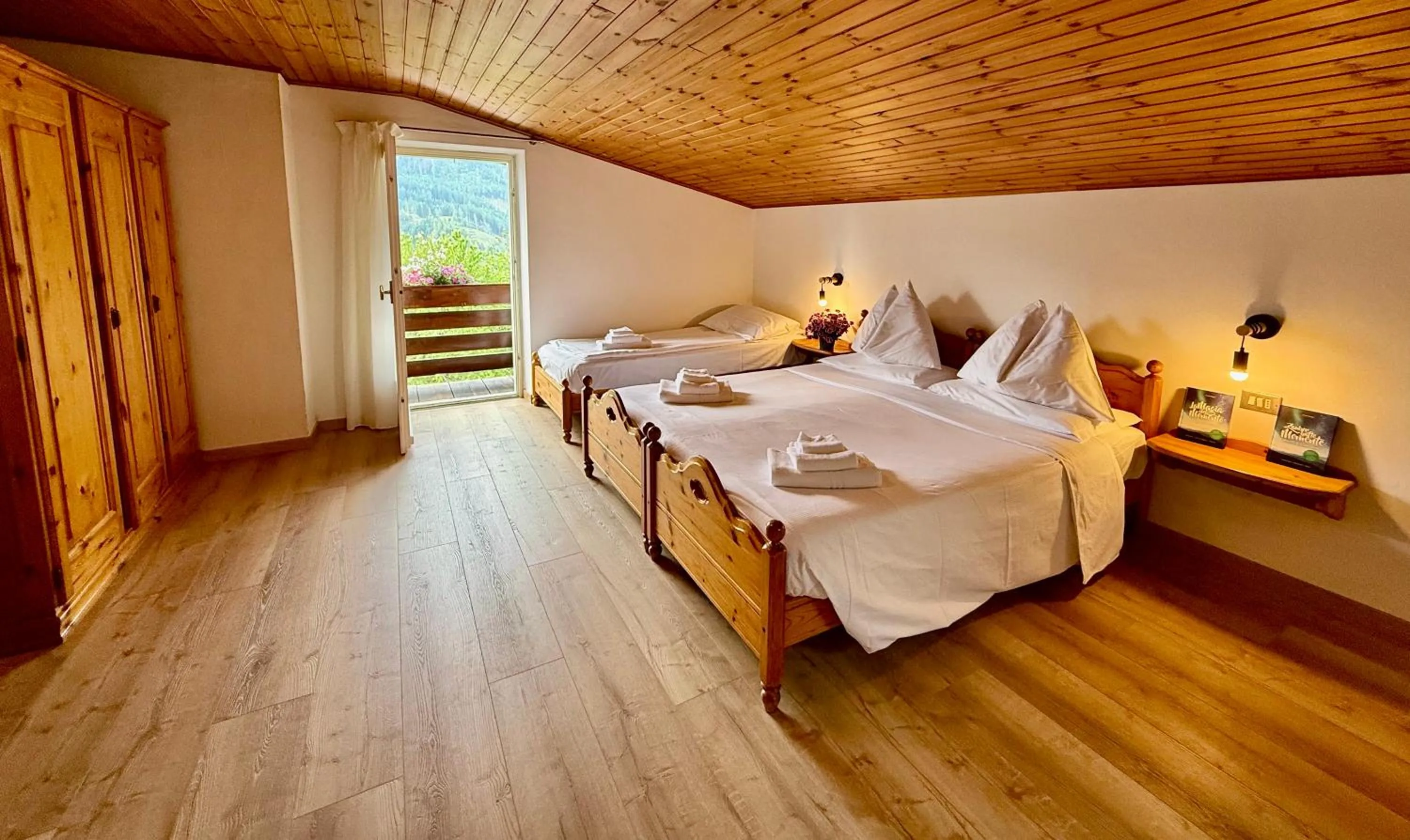 Bedroom, Bed in Hotel Latemar