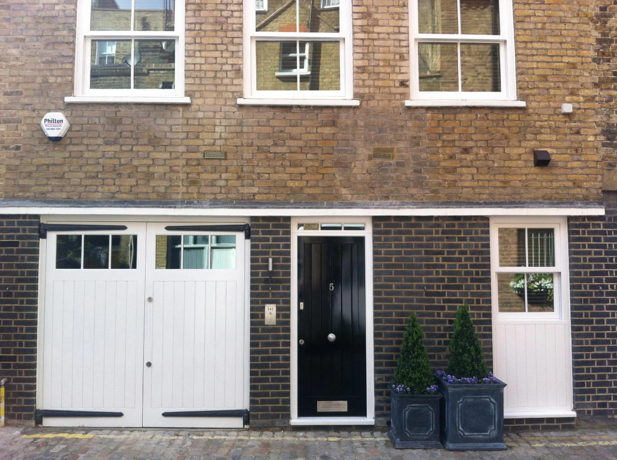 Facade/entrance in AKA Marylebone