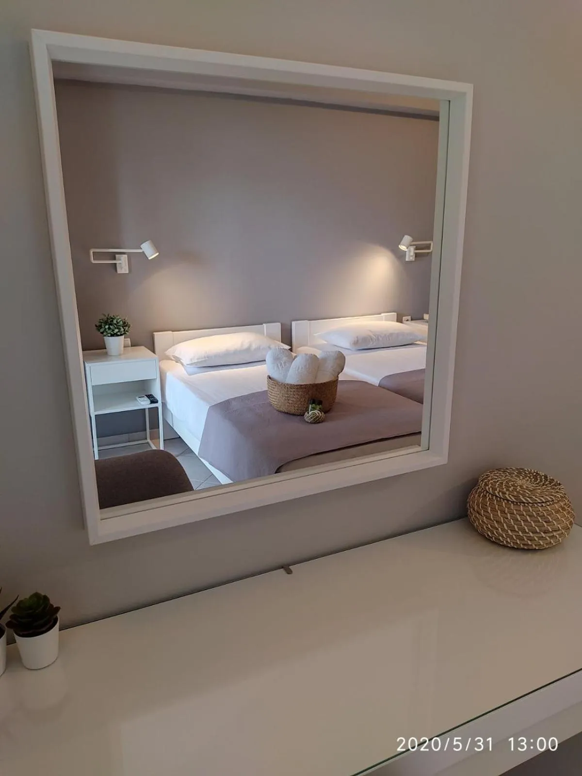 Decorative detail in Vasilis Studios