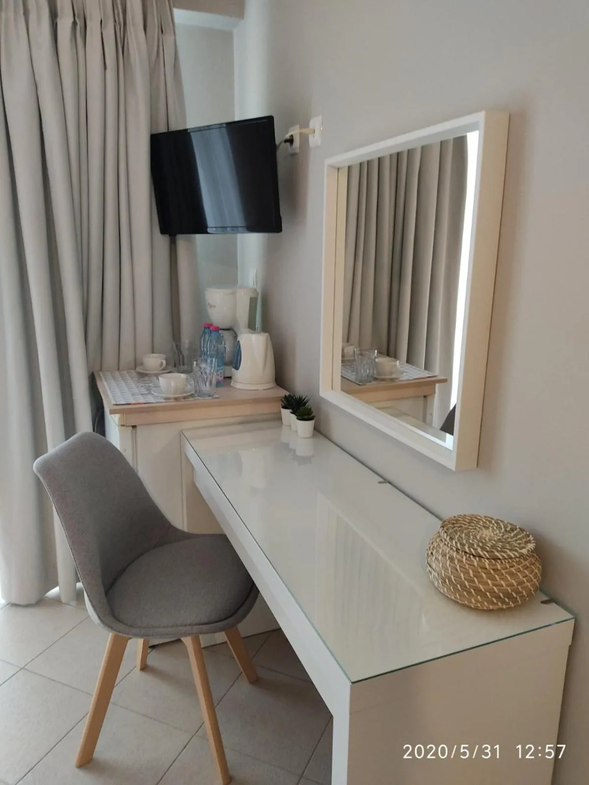 Decorative detail in Vasilis Studios