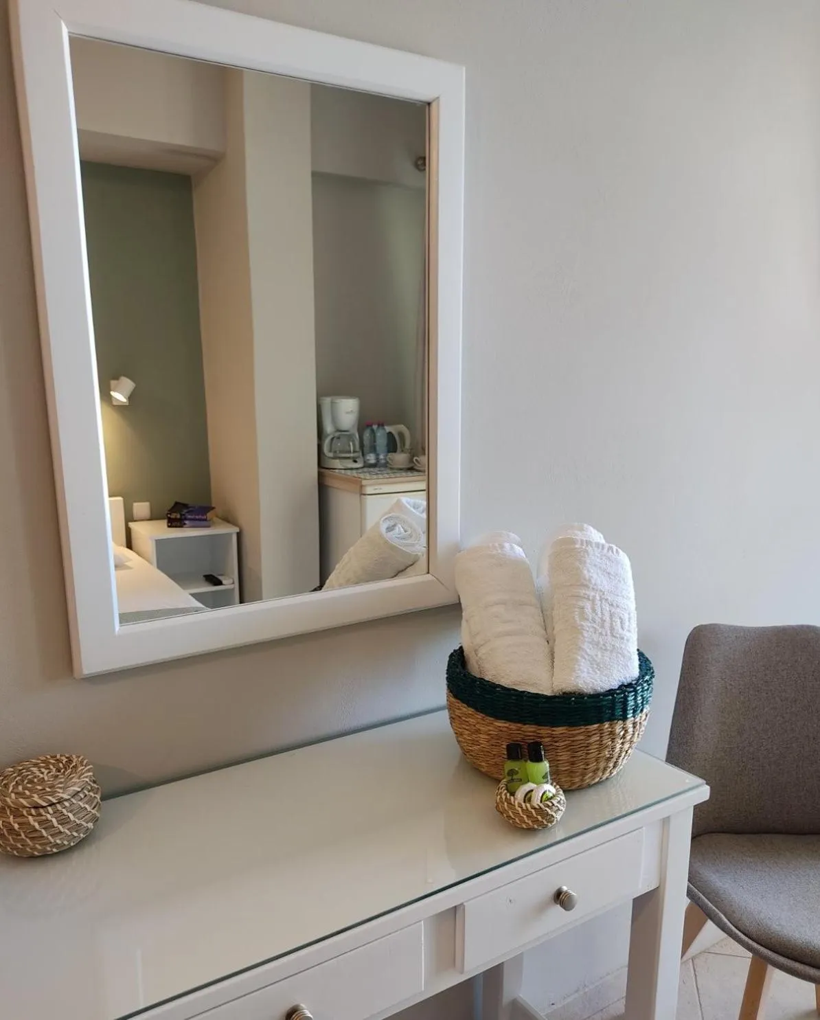 Area and facilities in Vasilis Studios