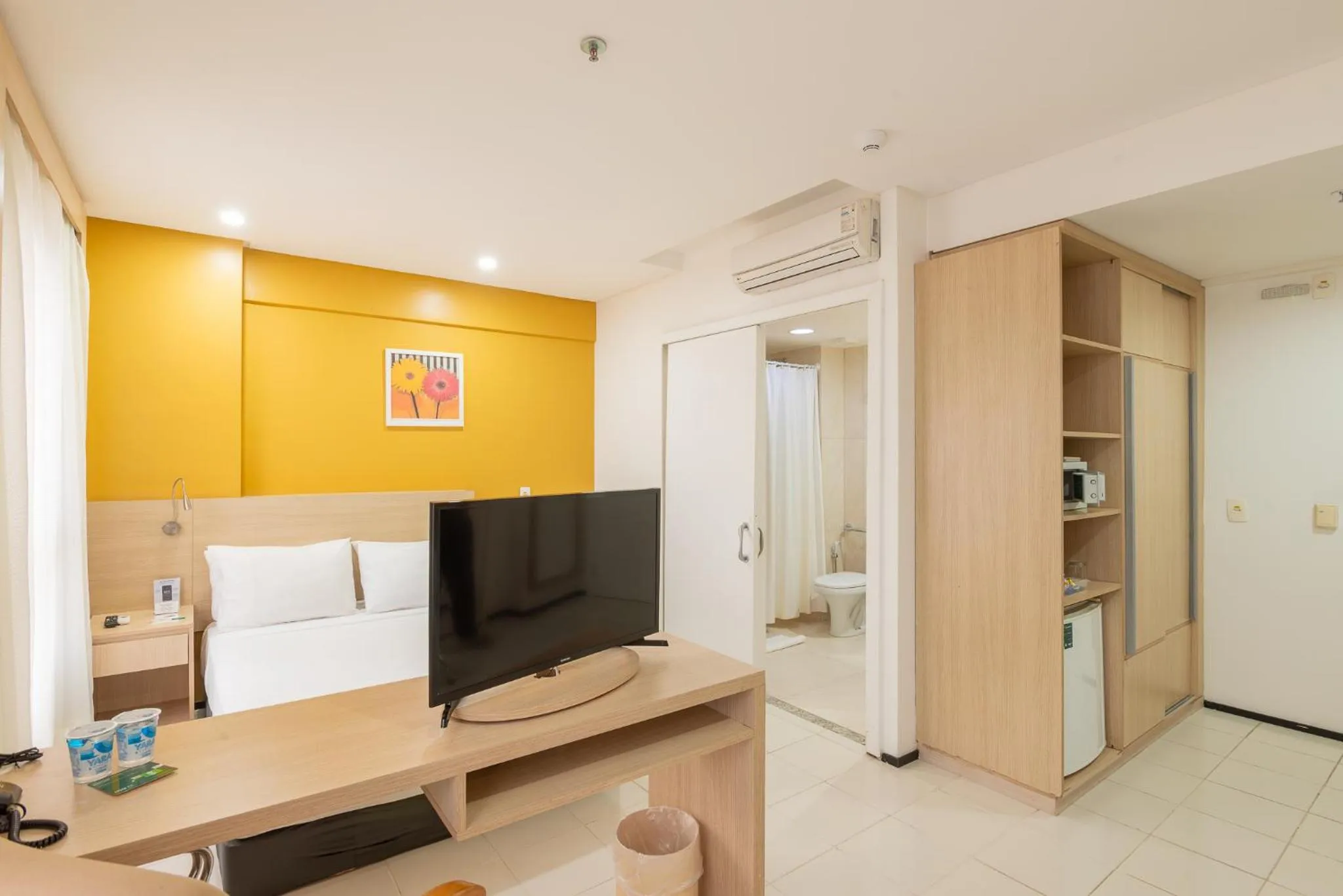 Photo of the whole room in Quality Hotel Manaus