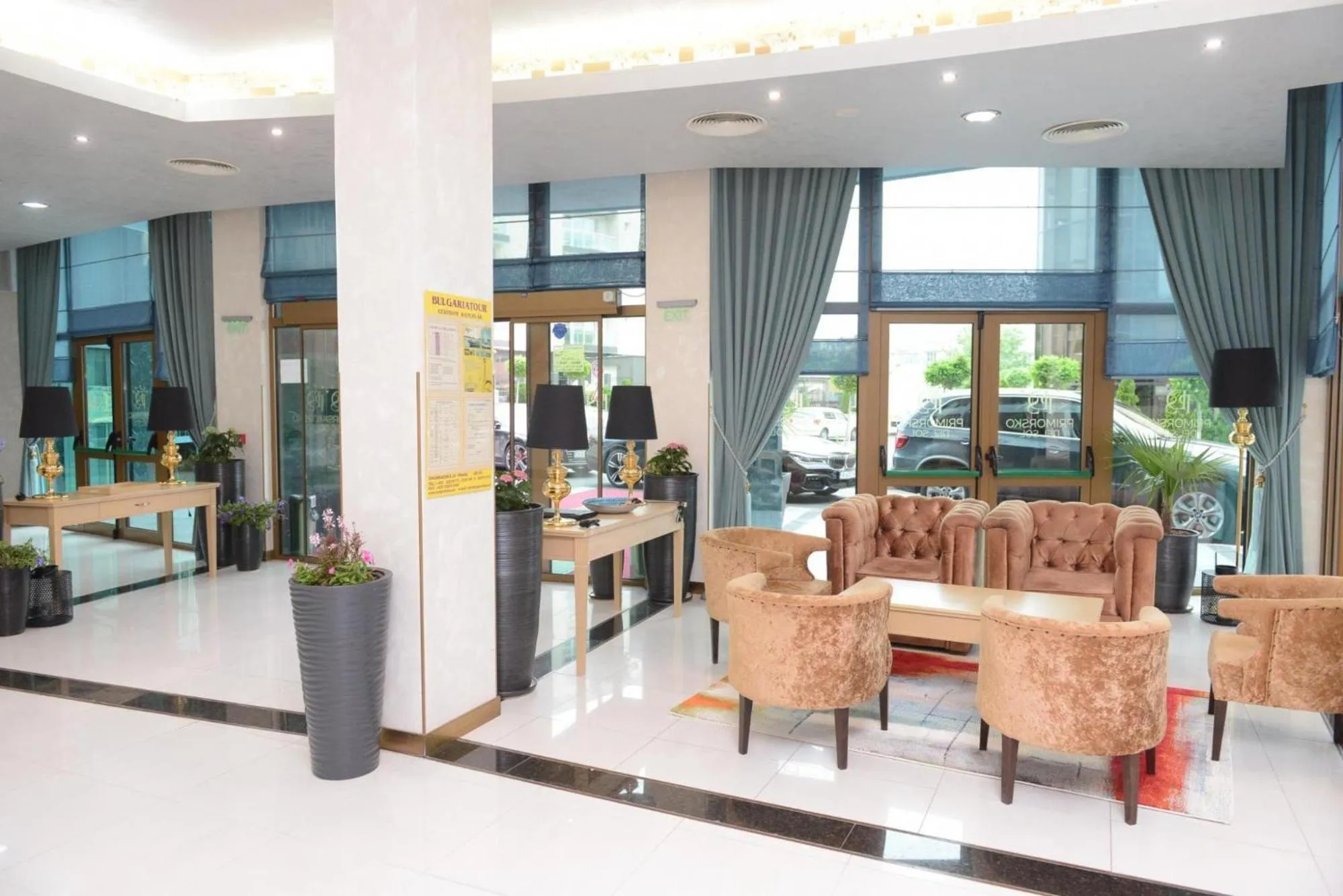 Lobby or reception in Hotel Primorsko Del Sol