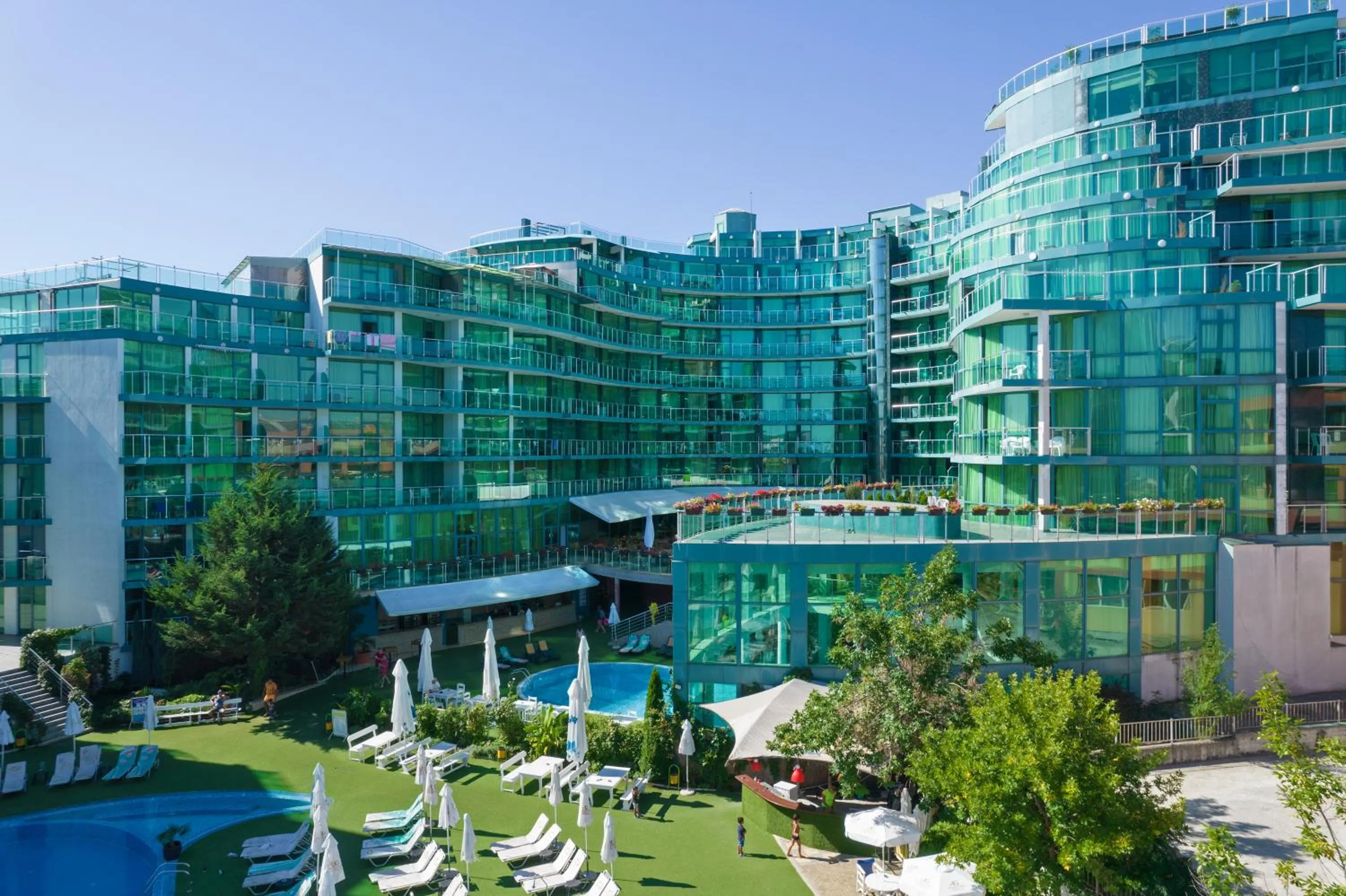 Property building in Hotel Primorsko Del Sol