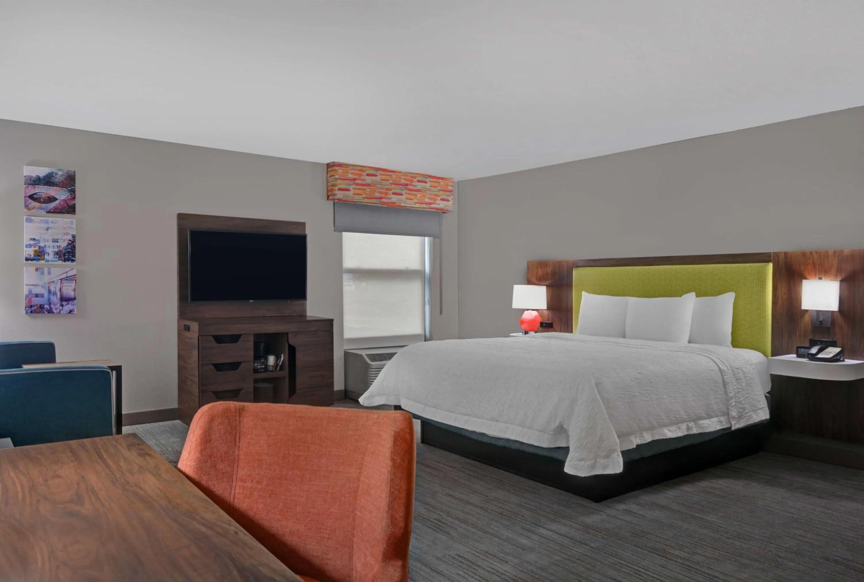 Bedroom, Bed in Hampton Inn Charlotte Monroe