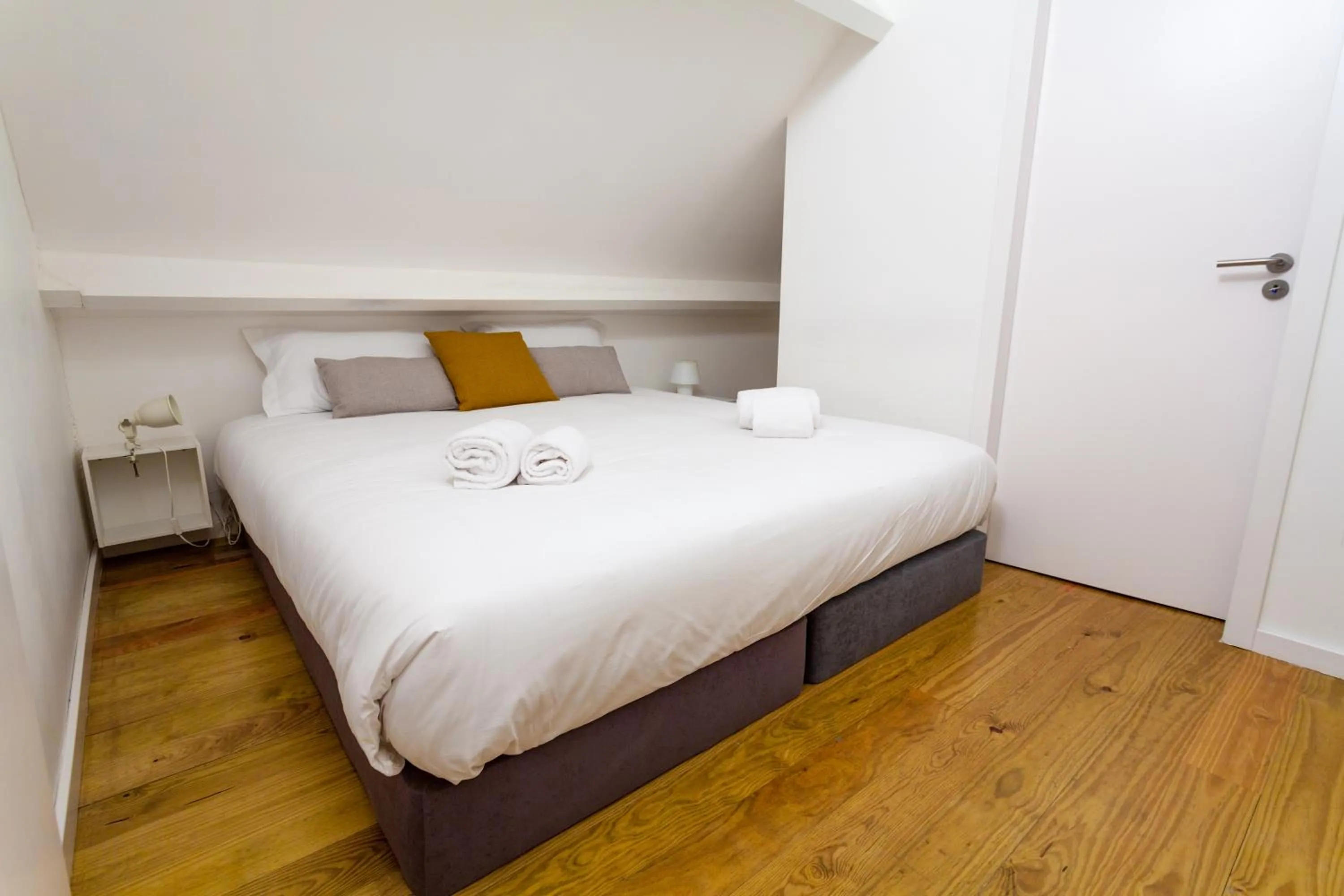 Bedroom, Bed in Oporto City View - Santa Catarina