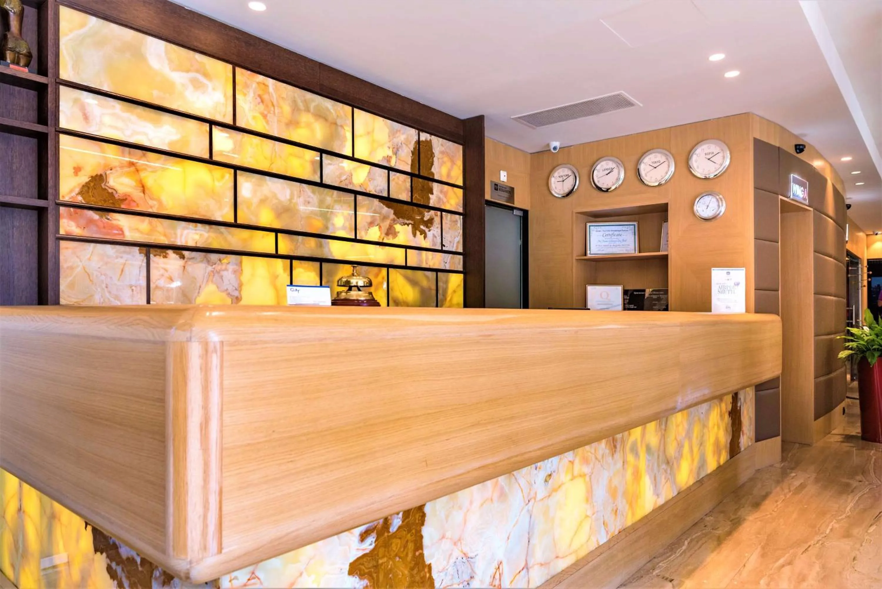 Lobby or reception in Eurostars Sofia City