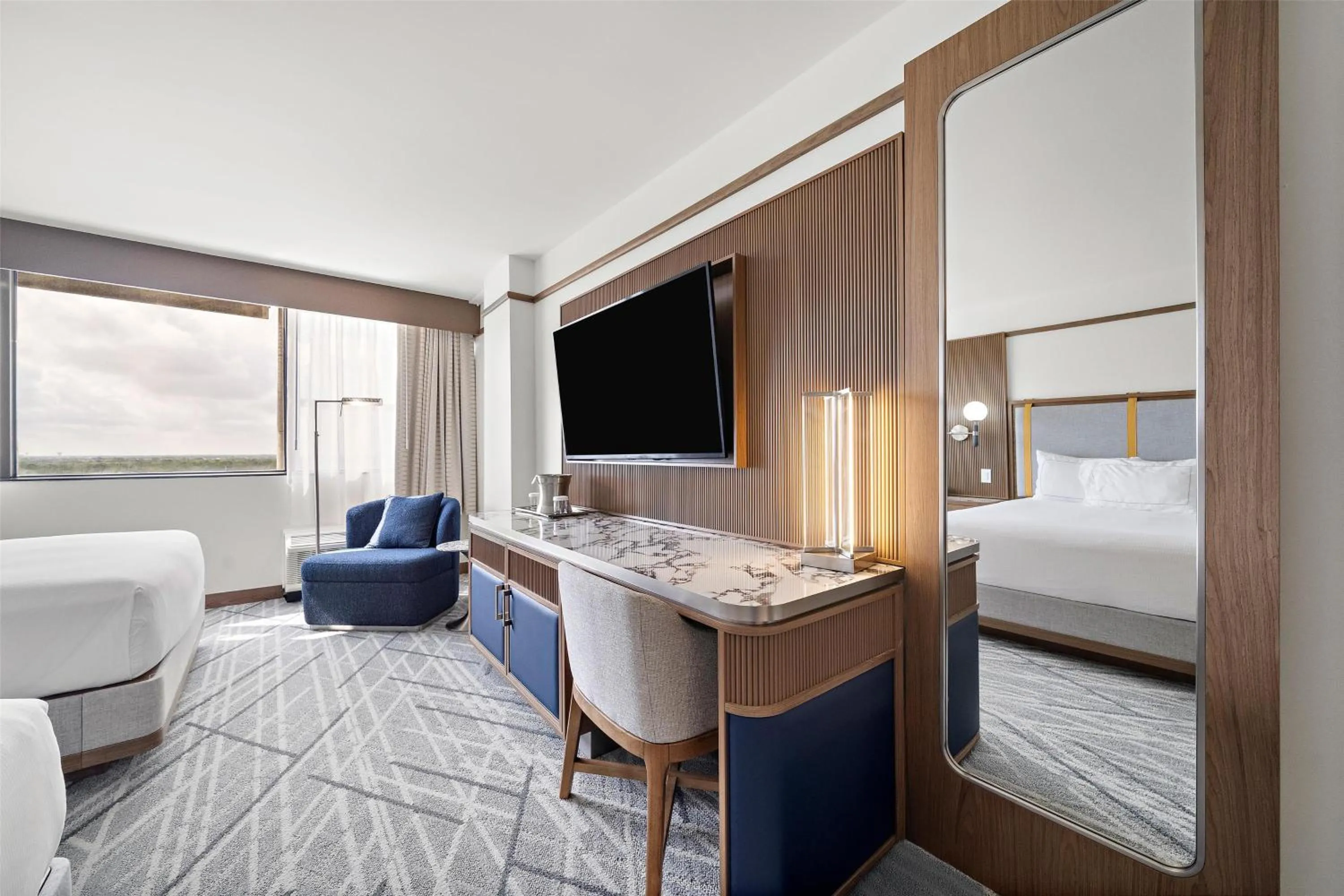 Bedroom, Bed in Hilton College Station & Conference Center