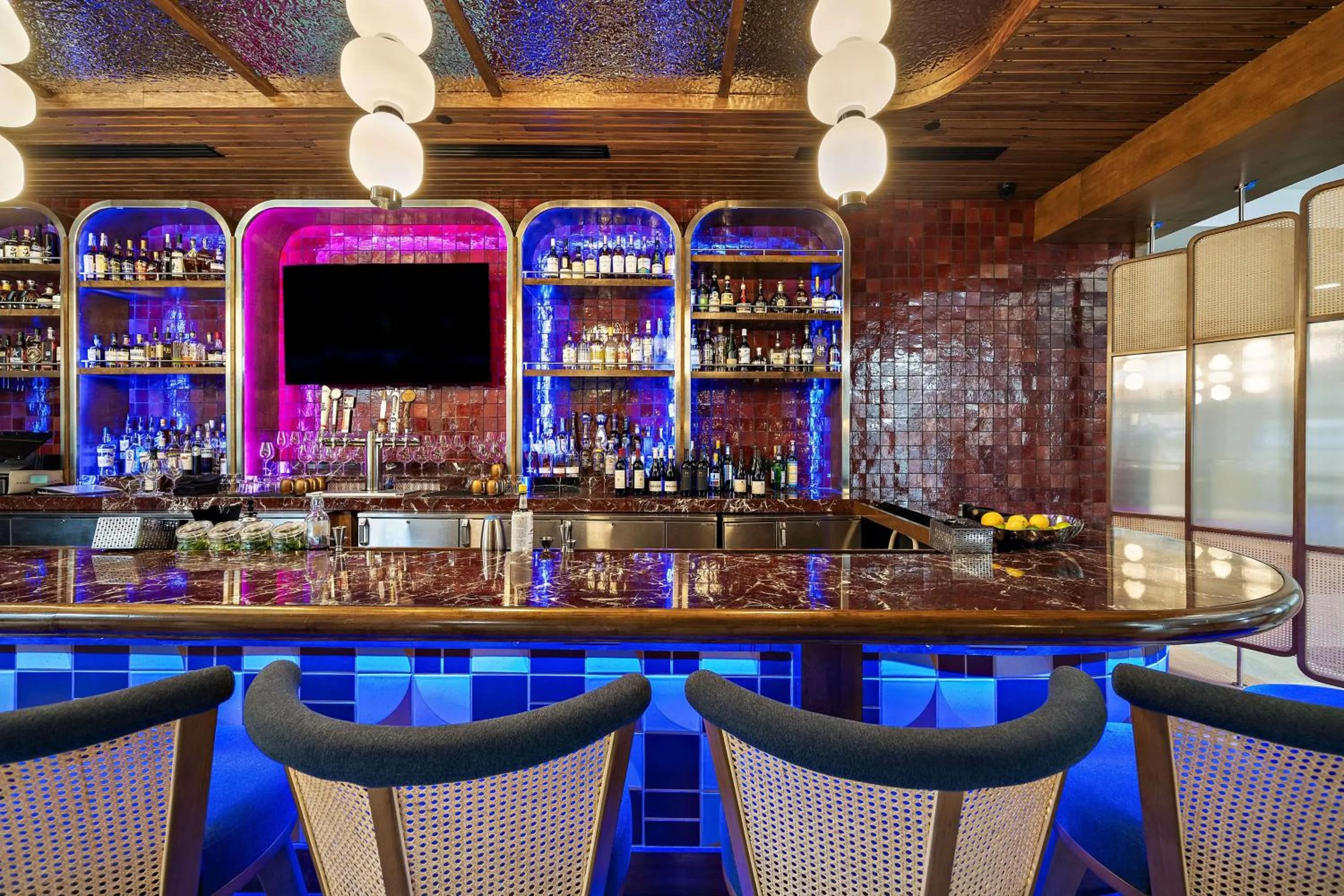 Restaurant/places to eat in Hilton College Station & Conference Center