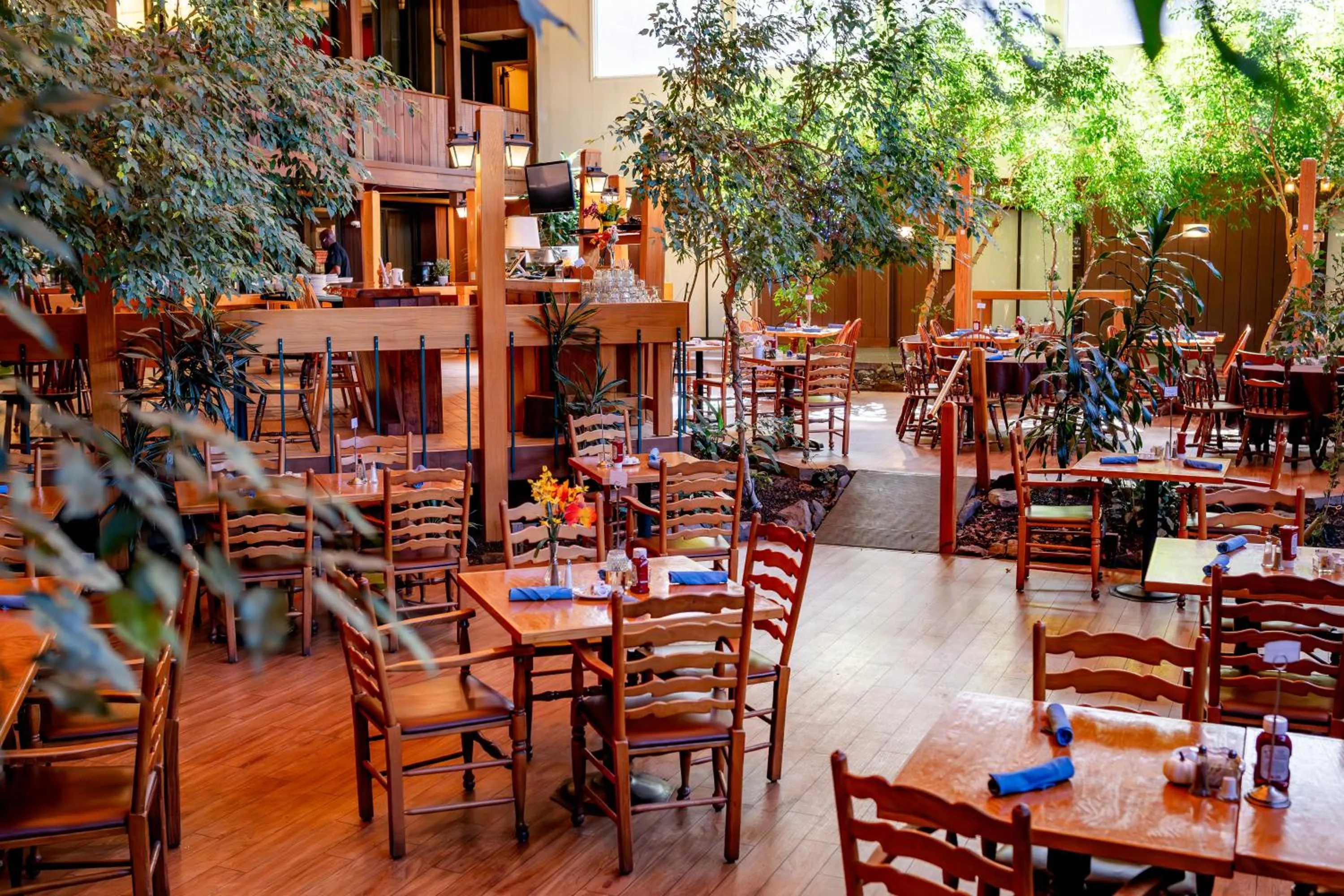 Restaurant/places to eat in Fireside Inn & Suites West Lebanon