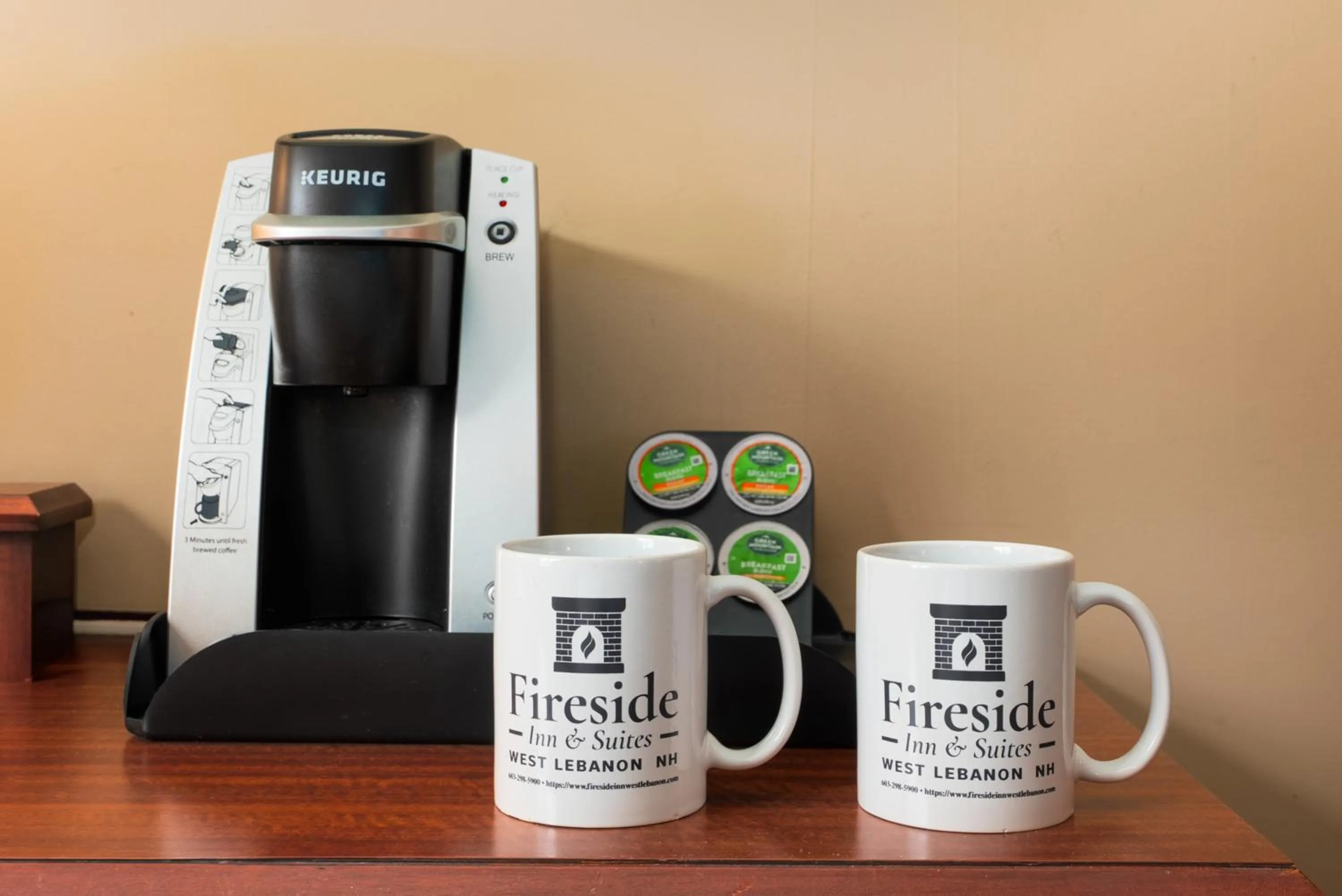 Coffee/tea facilities in Fireside Inn & Suites West Lebanon