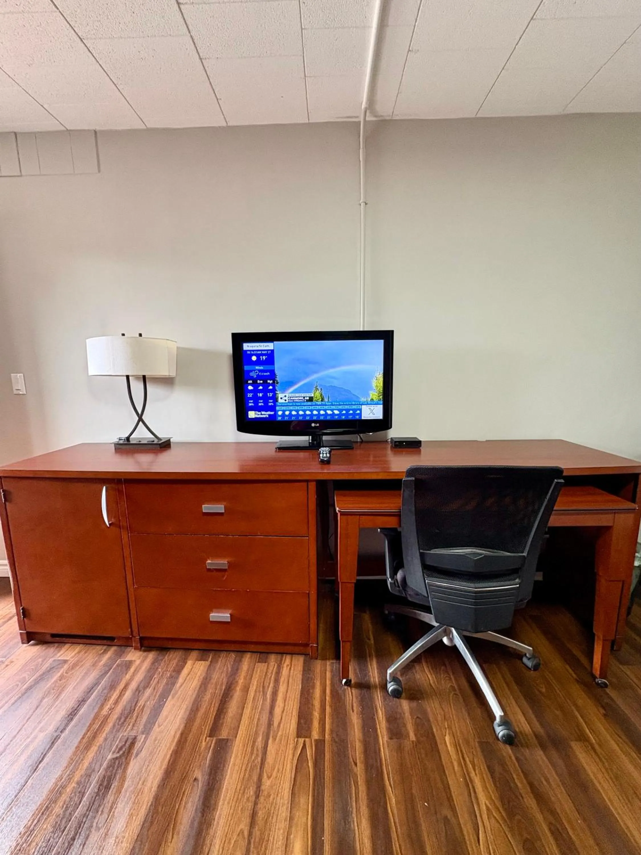 TV and multimedia in Advance Inn