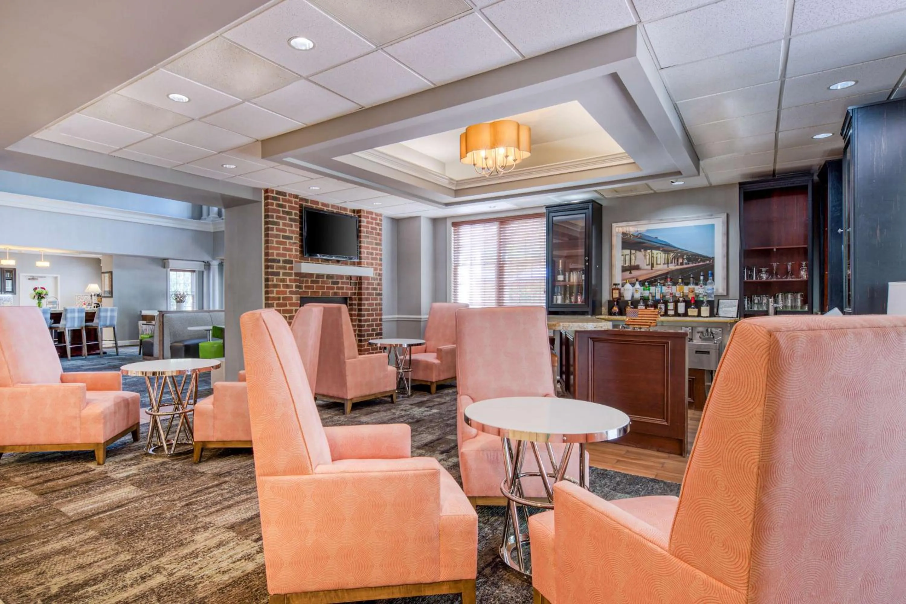 Lounge or bar in Homewood Suites by Hilton Olmsted Village