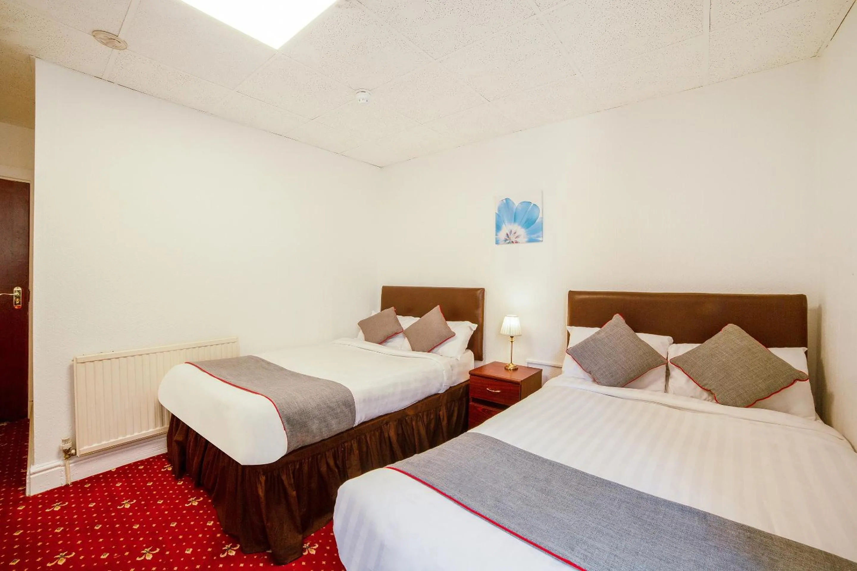 Bedroom in OYO The Golden Cheval Hotel