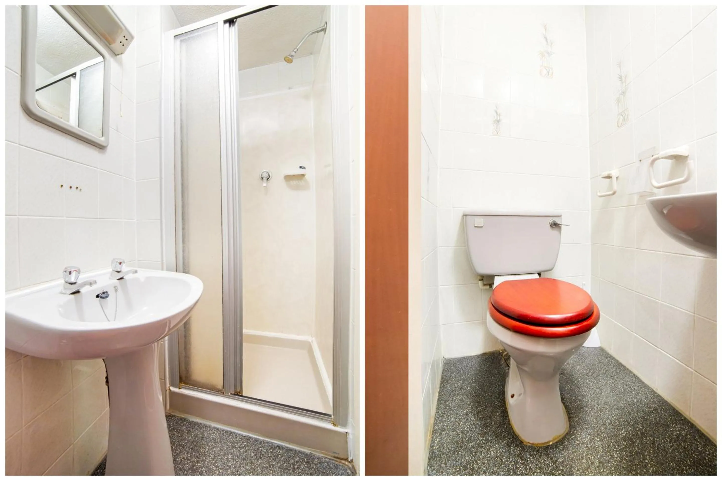 Bathroom in OYO The Golden Cheval Hotel