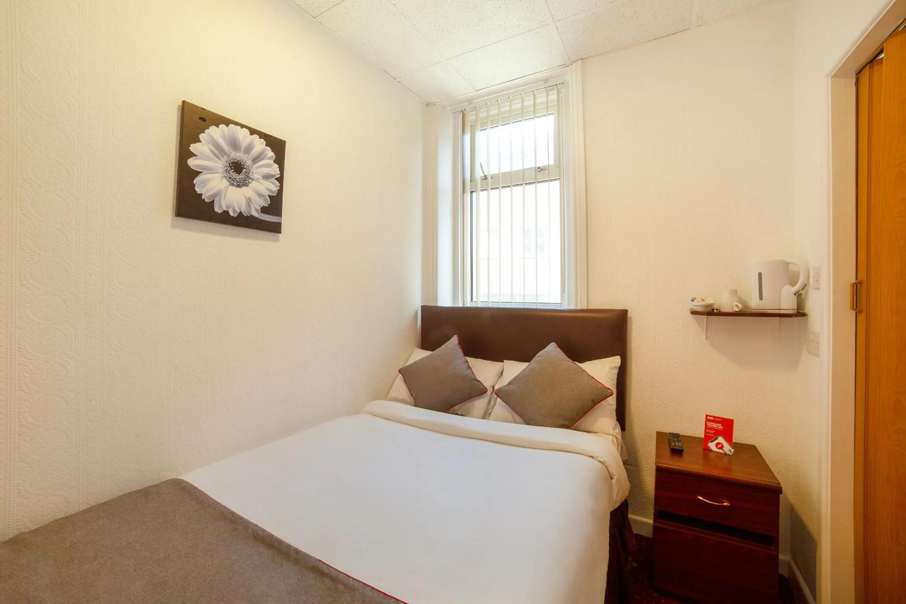 Bedroom in OYO The Golden Cheval Hotel