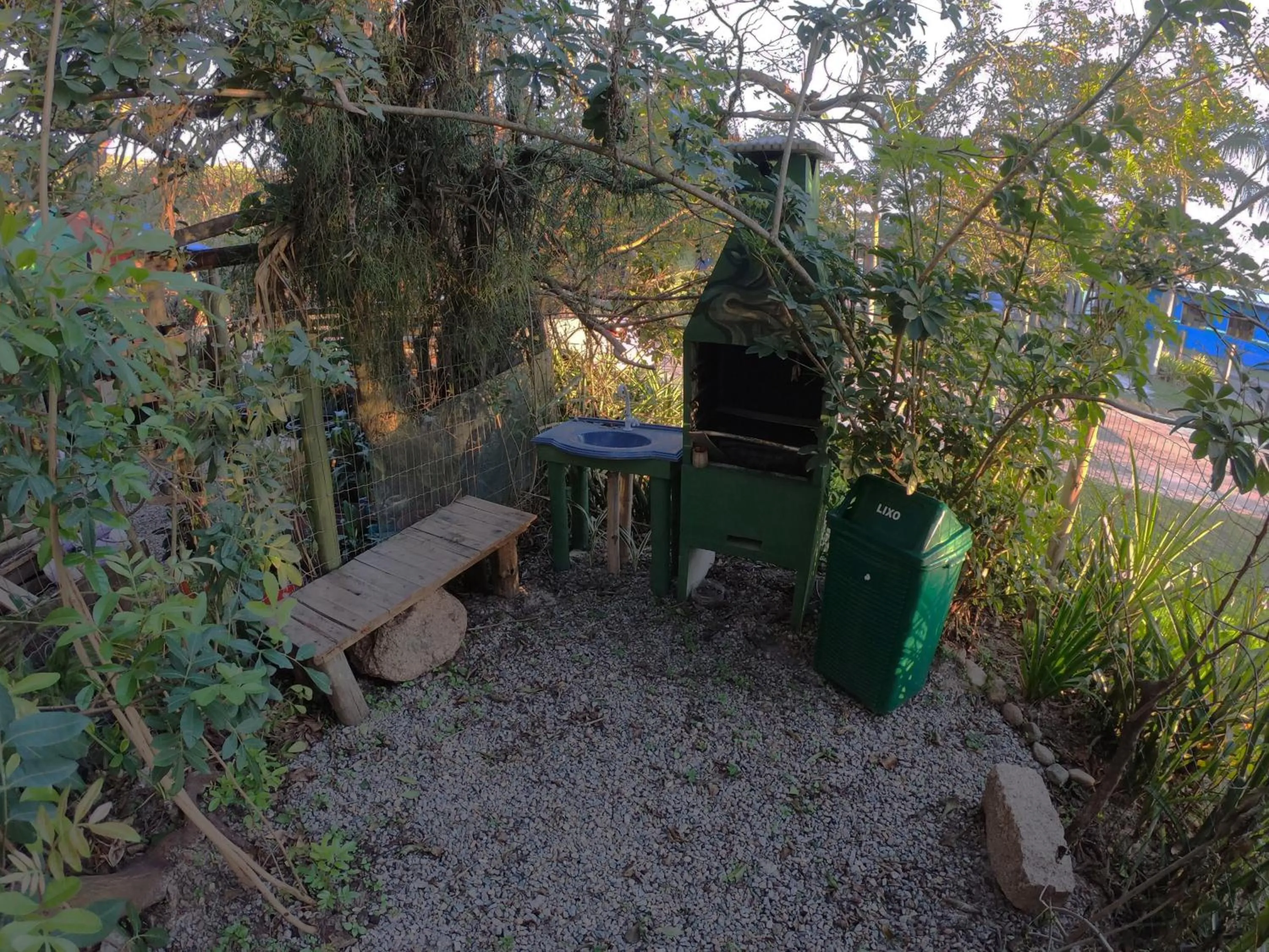 BBQ facilities in Pousada Canoa Azul na Praia da Ferrugem