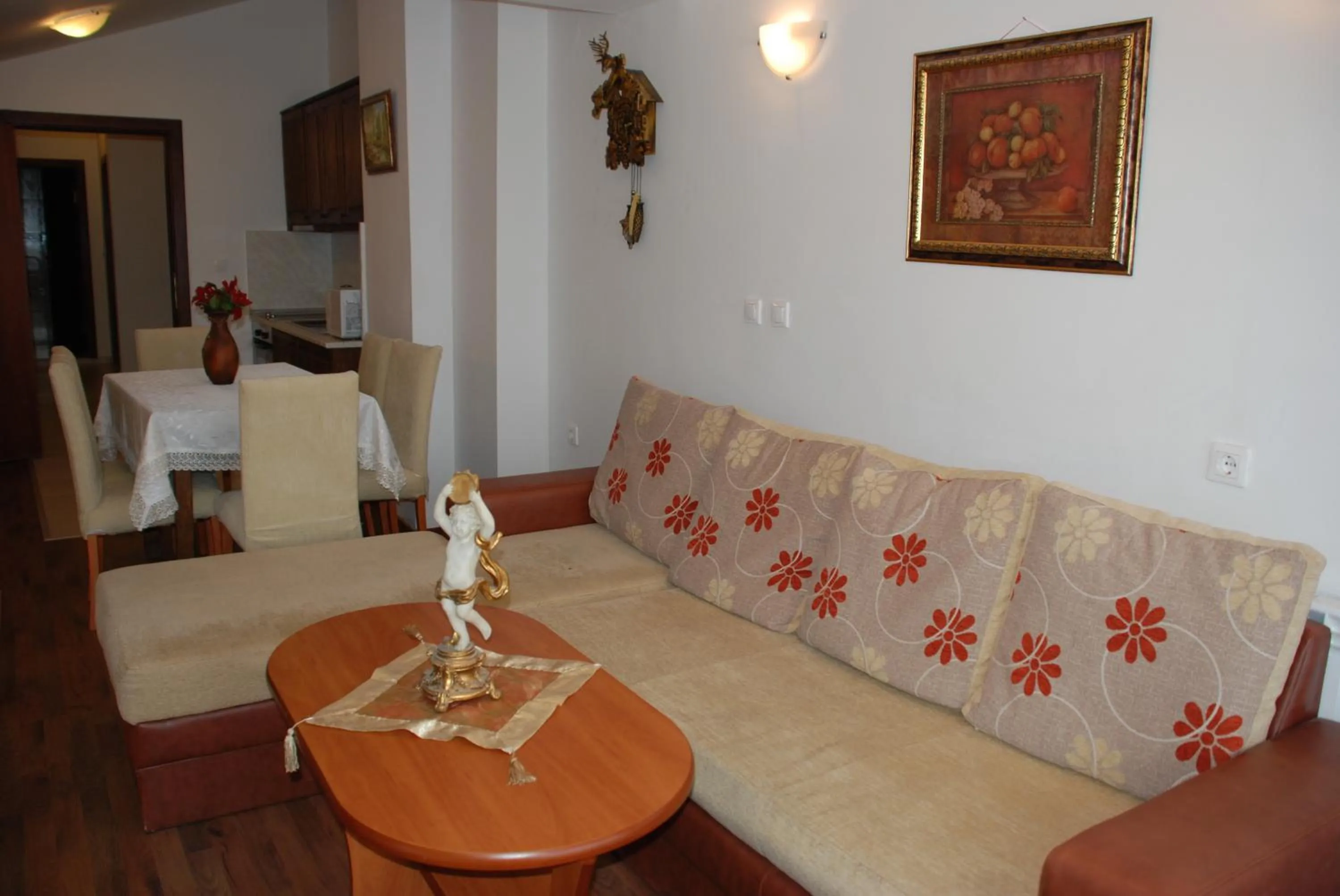 Living room in Elegant Lux Hotel