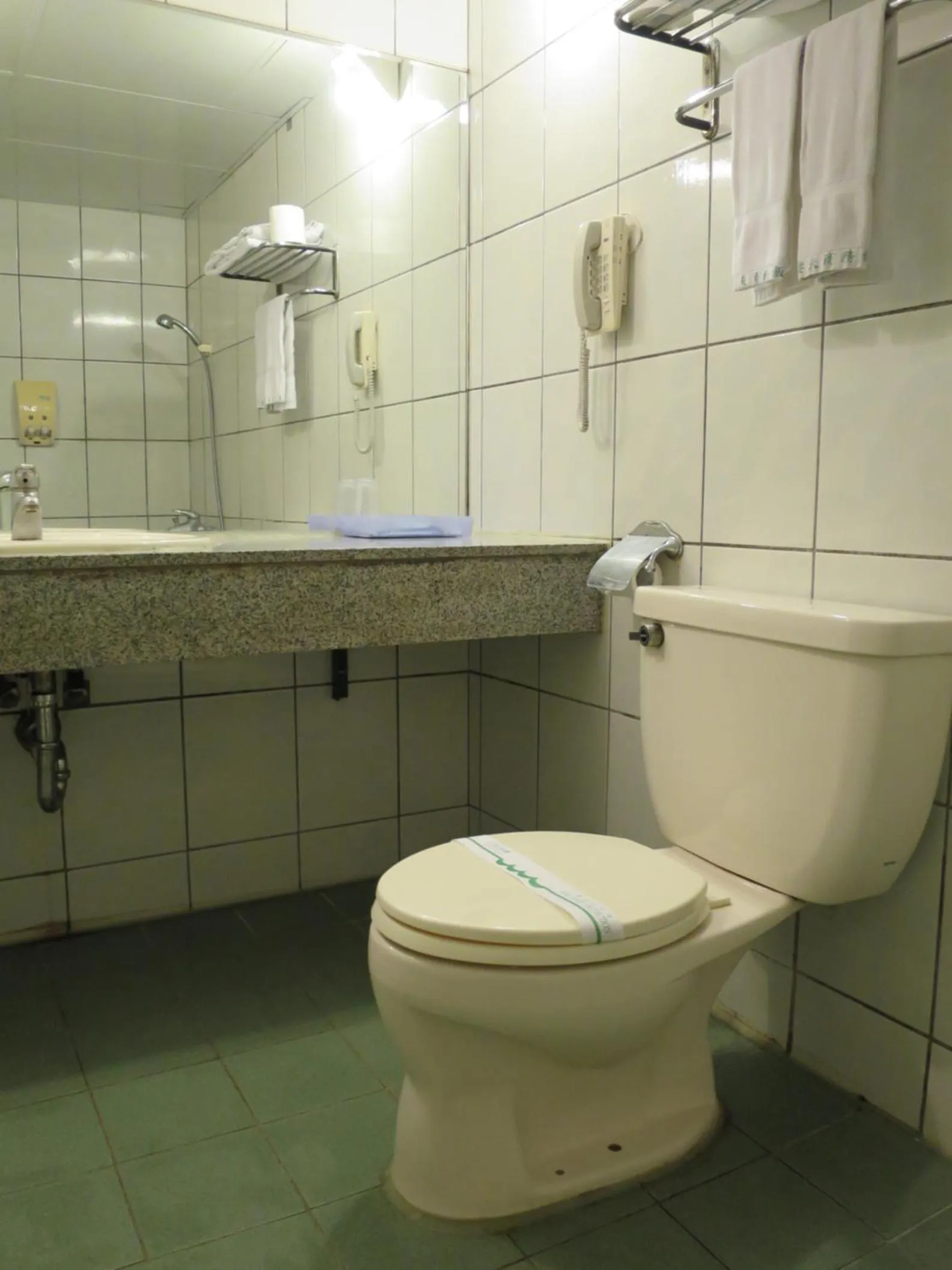 Bathroom in Family Hotel - Linsen