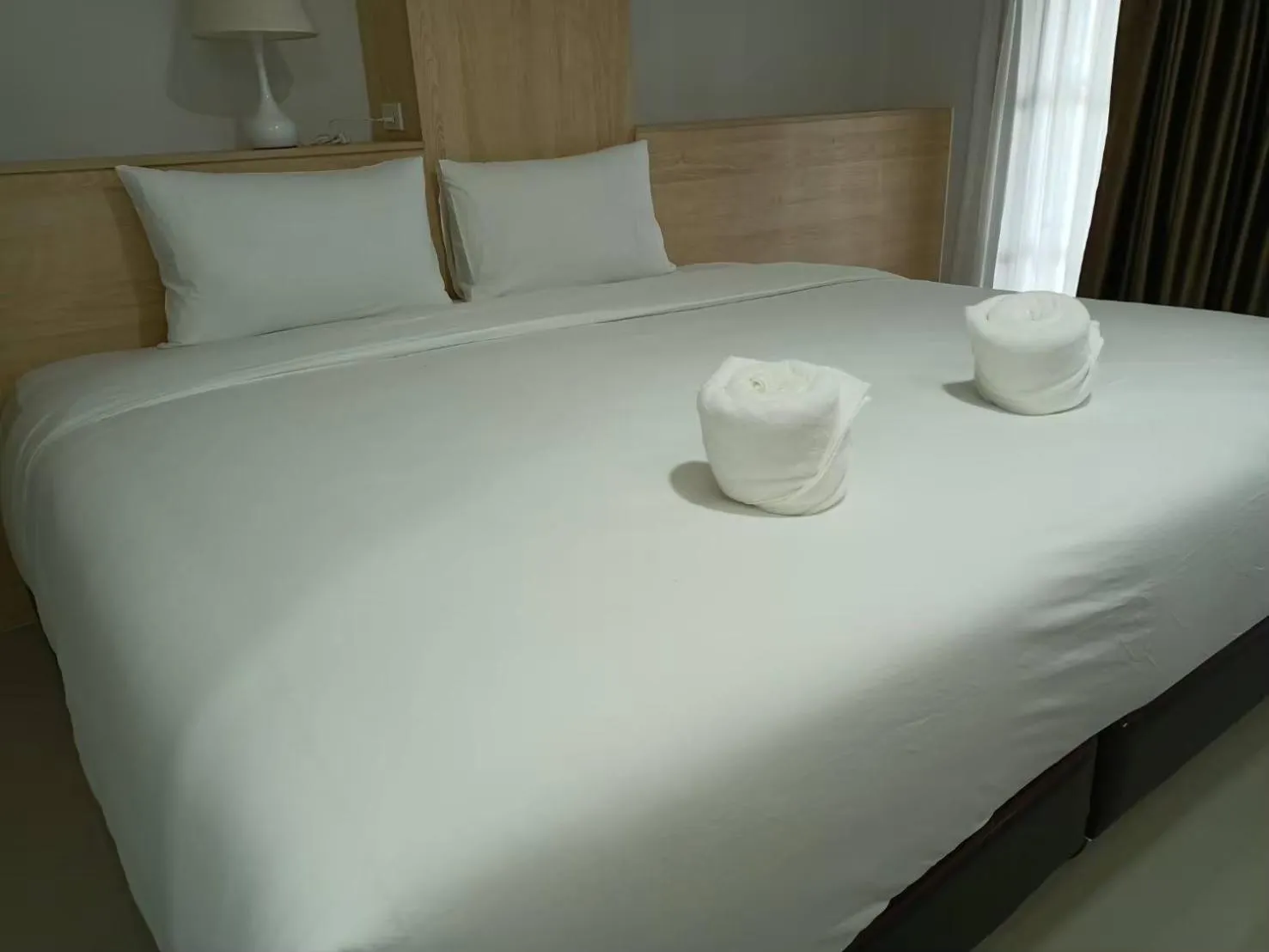 Bed in Sasi Nonthaburi Hotel