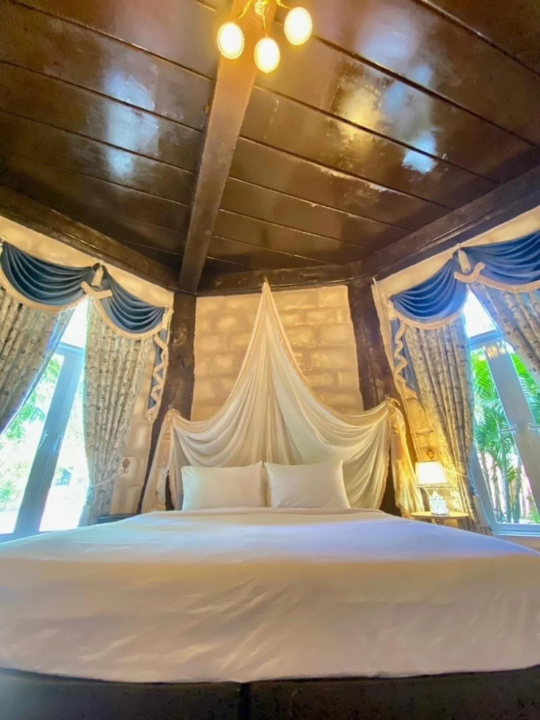 Bed in Sasi Nonthaburi Hotel