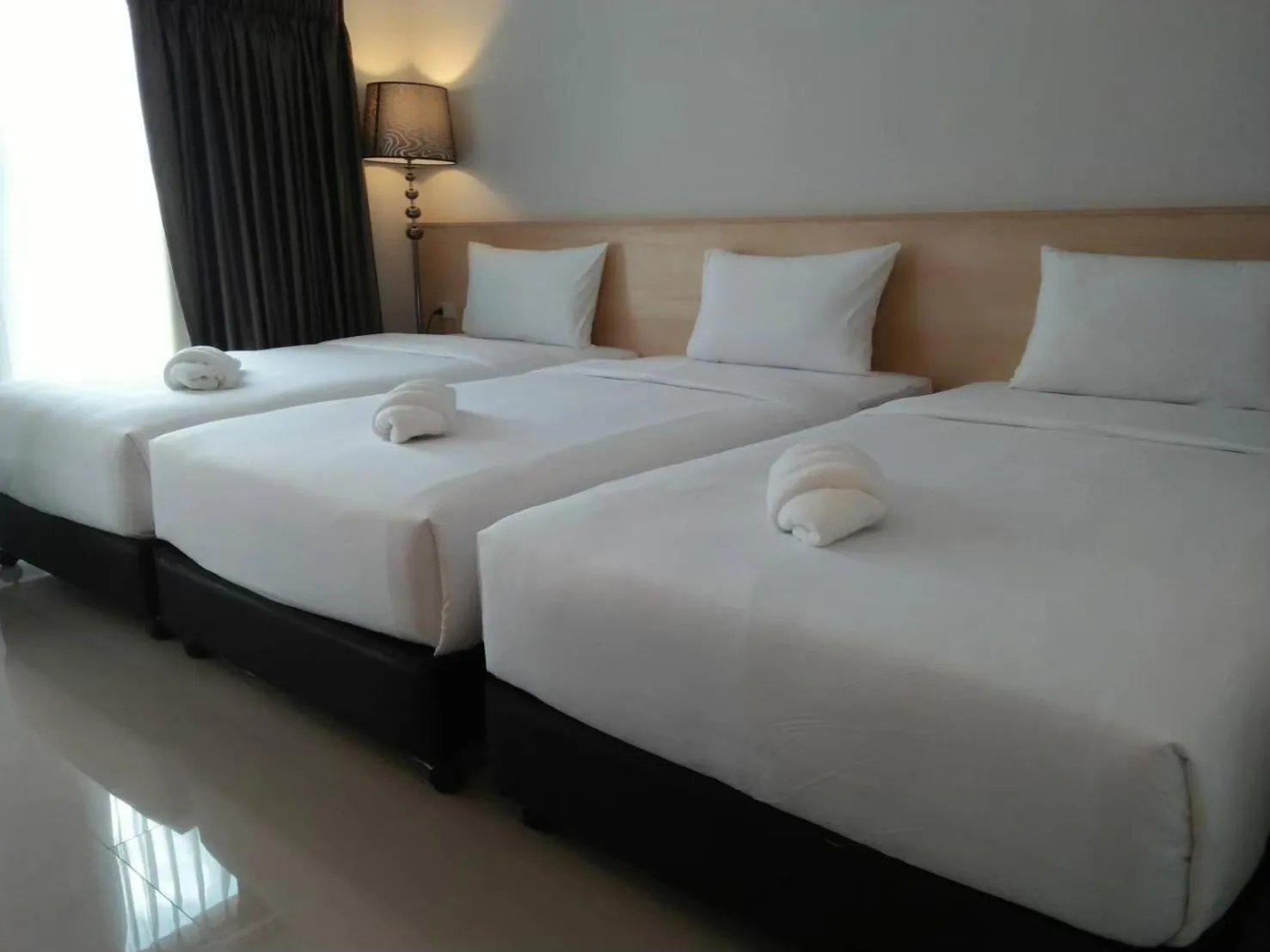 Bed in Sasi Nonthaburi Hotel