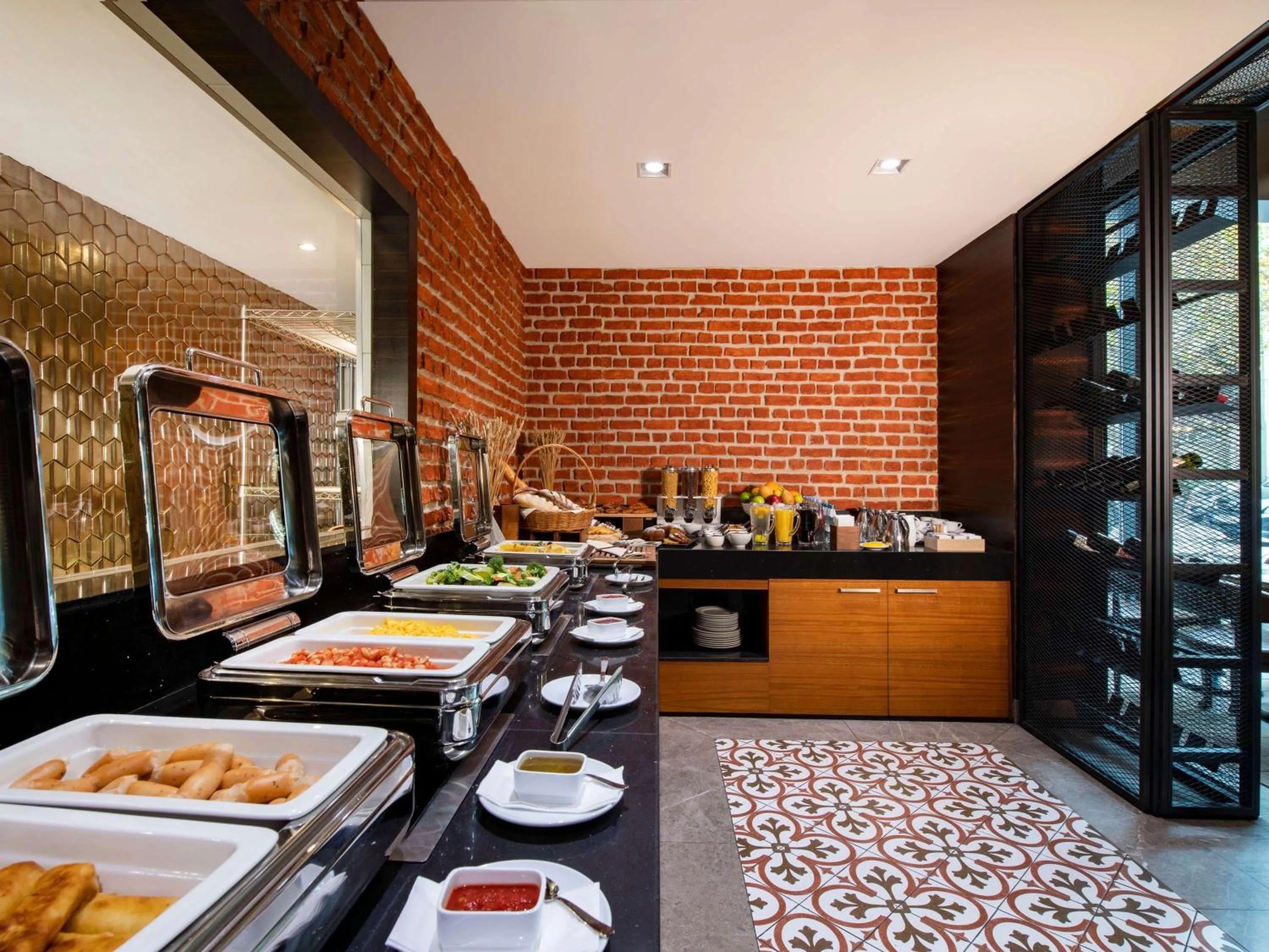 Food and drinks, Restaurant/Places to Eat in Ramada Encore Tbilisi