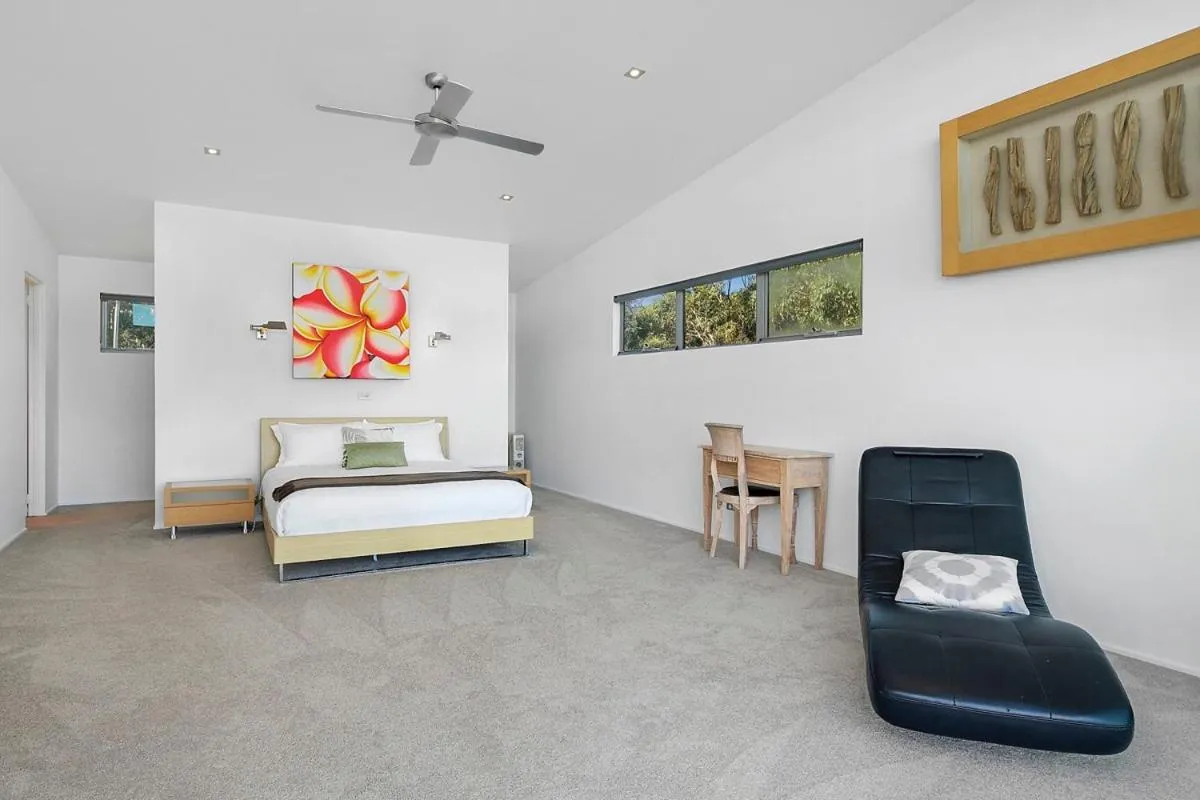 Bruny Island Escapes and Hotel Bruny