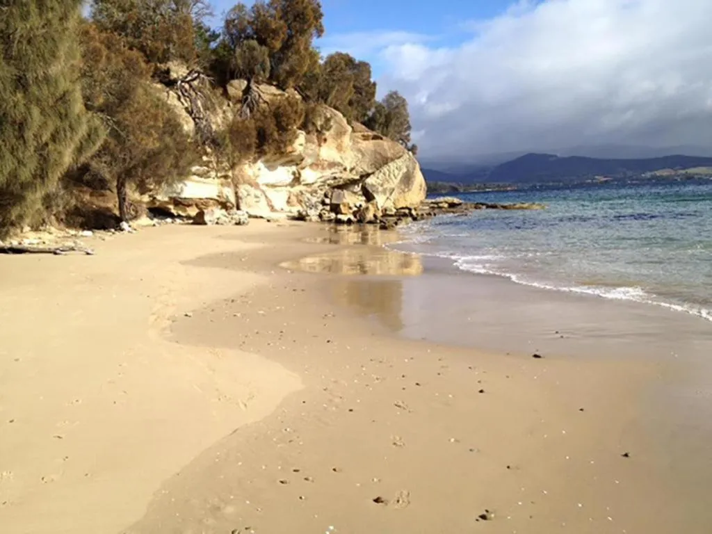 Bruny Island Escapes and Hotel Bruny